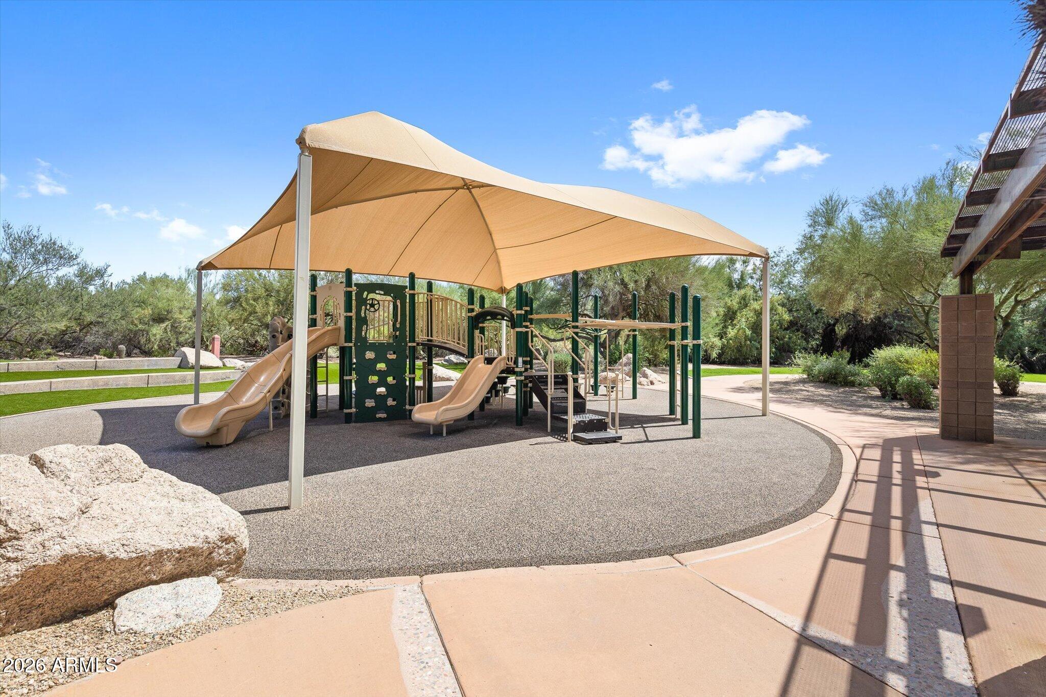 10260 E WHITE FEATHER Lane E 2015