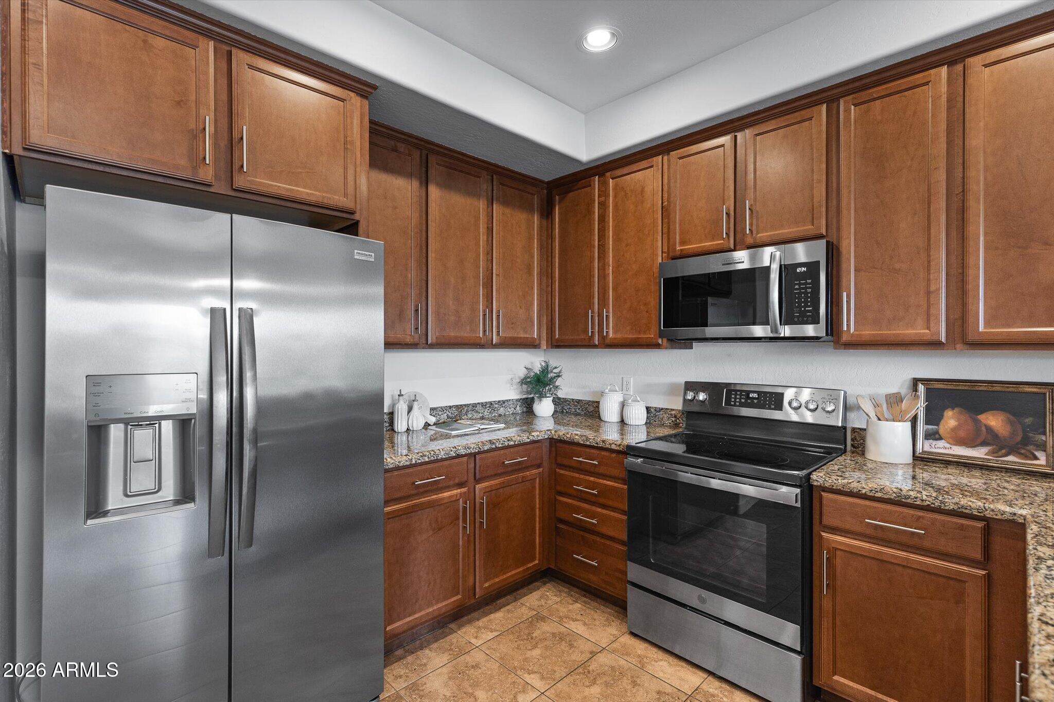 10260 E WHITE FEATHER Lane E 2015