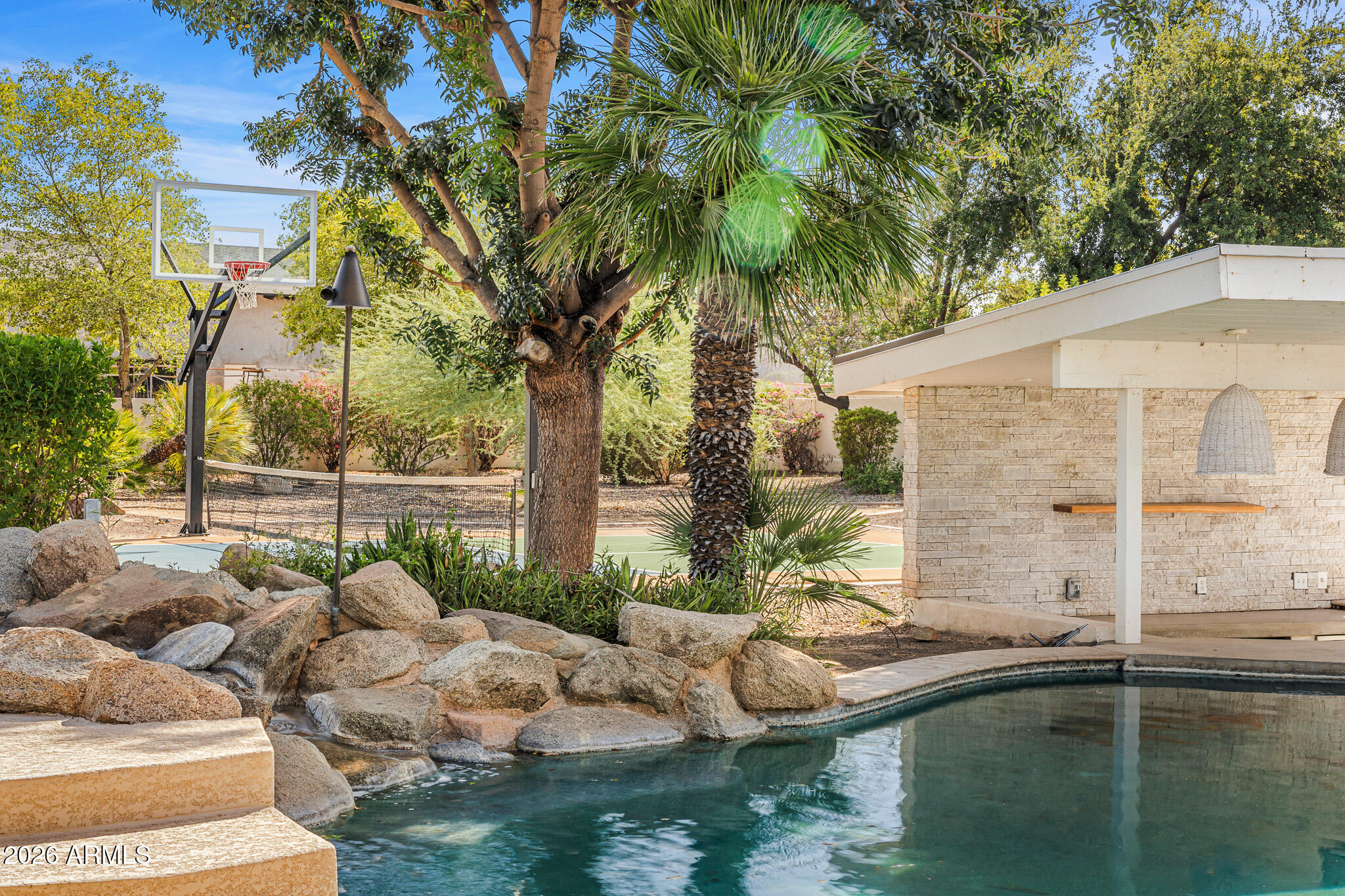 7475 E JACKRABBIT Road