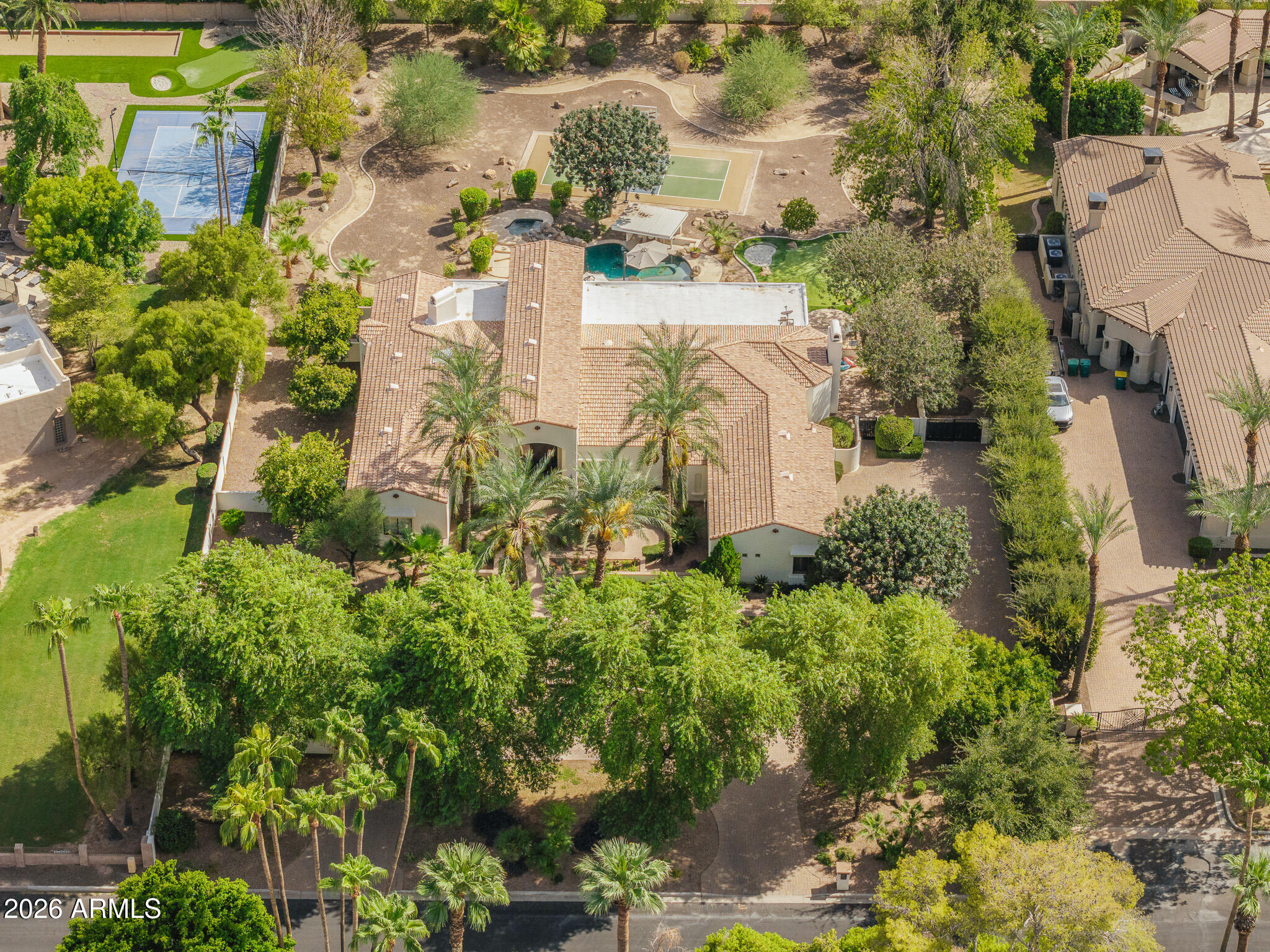 7475 E JACKRABBIT Road