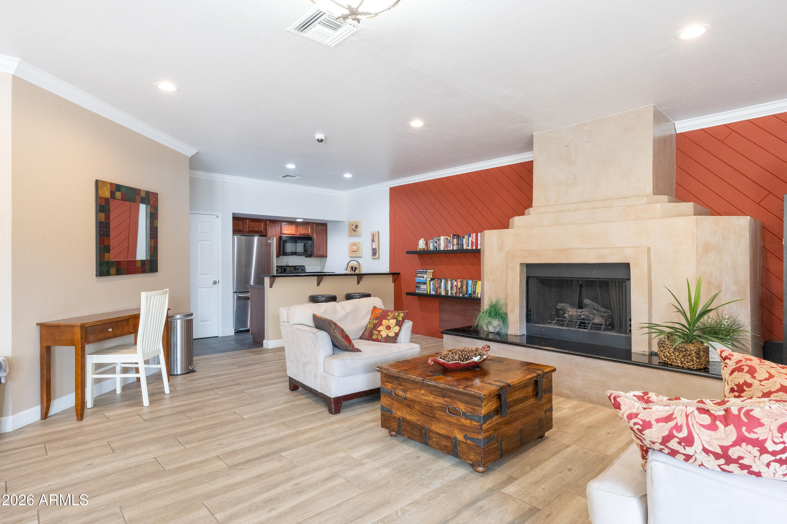 8787 E MOUNTAIN VIEW Road 2128