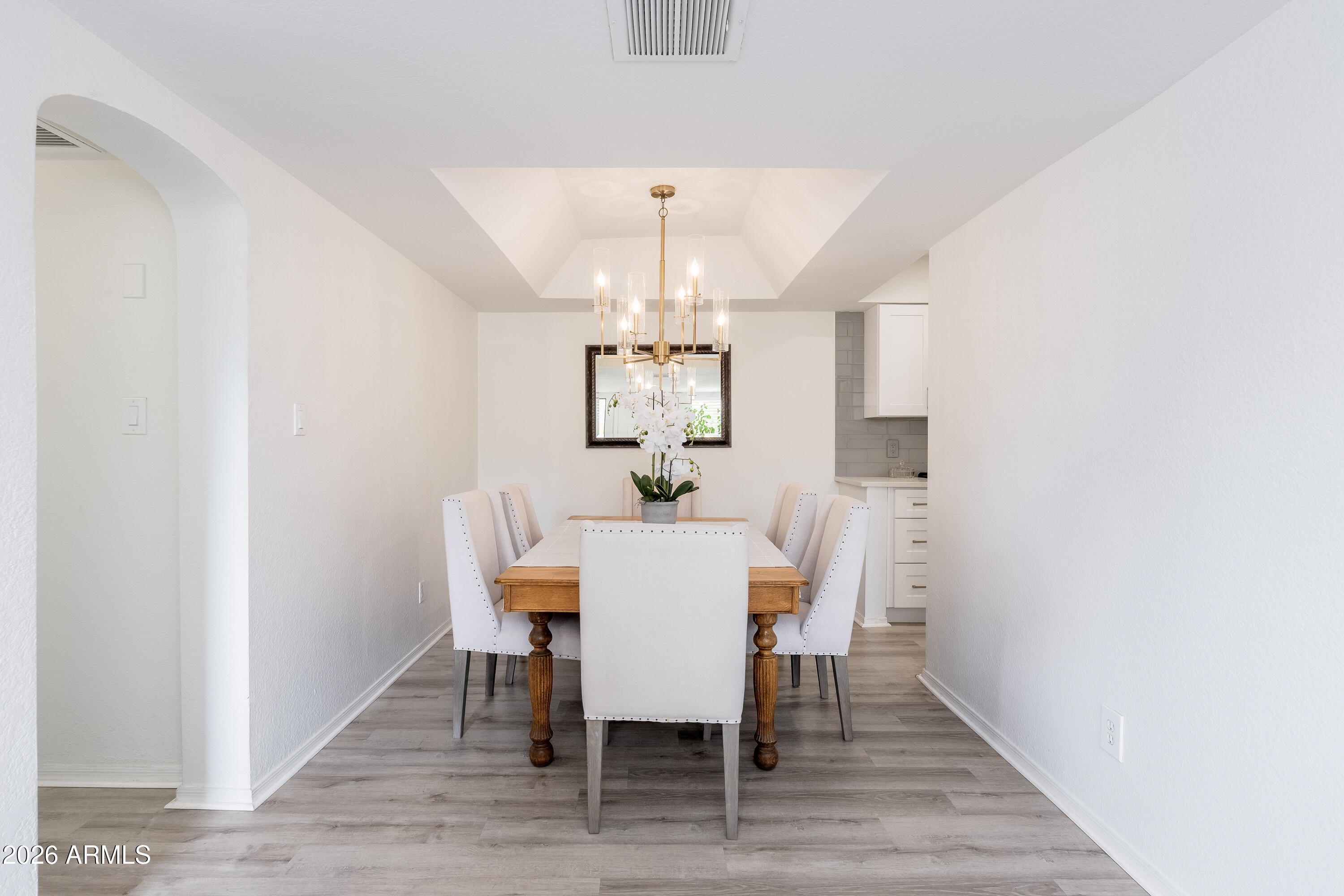 8787 E MOUNTAIN VIEW Road 2128