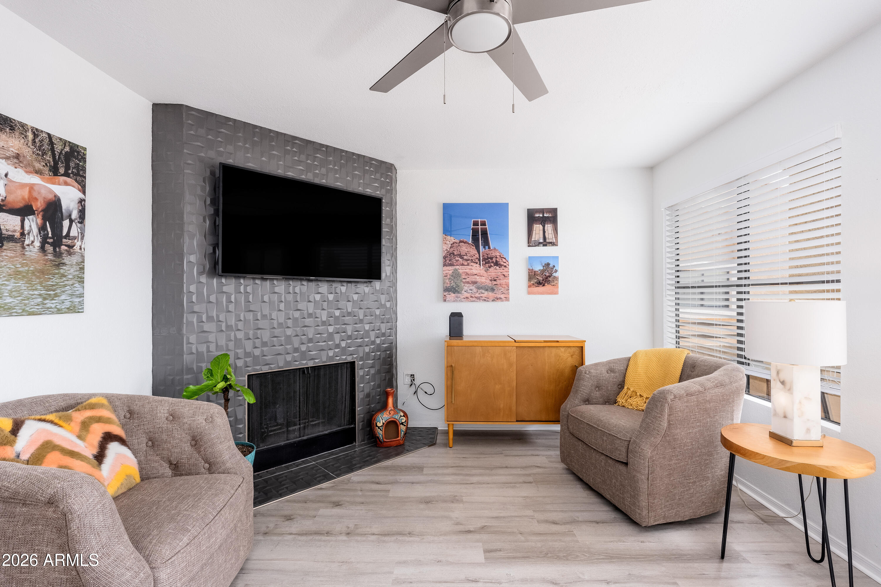 8787 E MOUNTAIN VIEW Road 2128