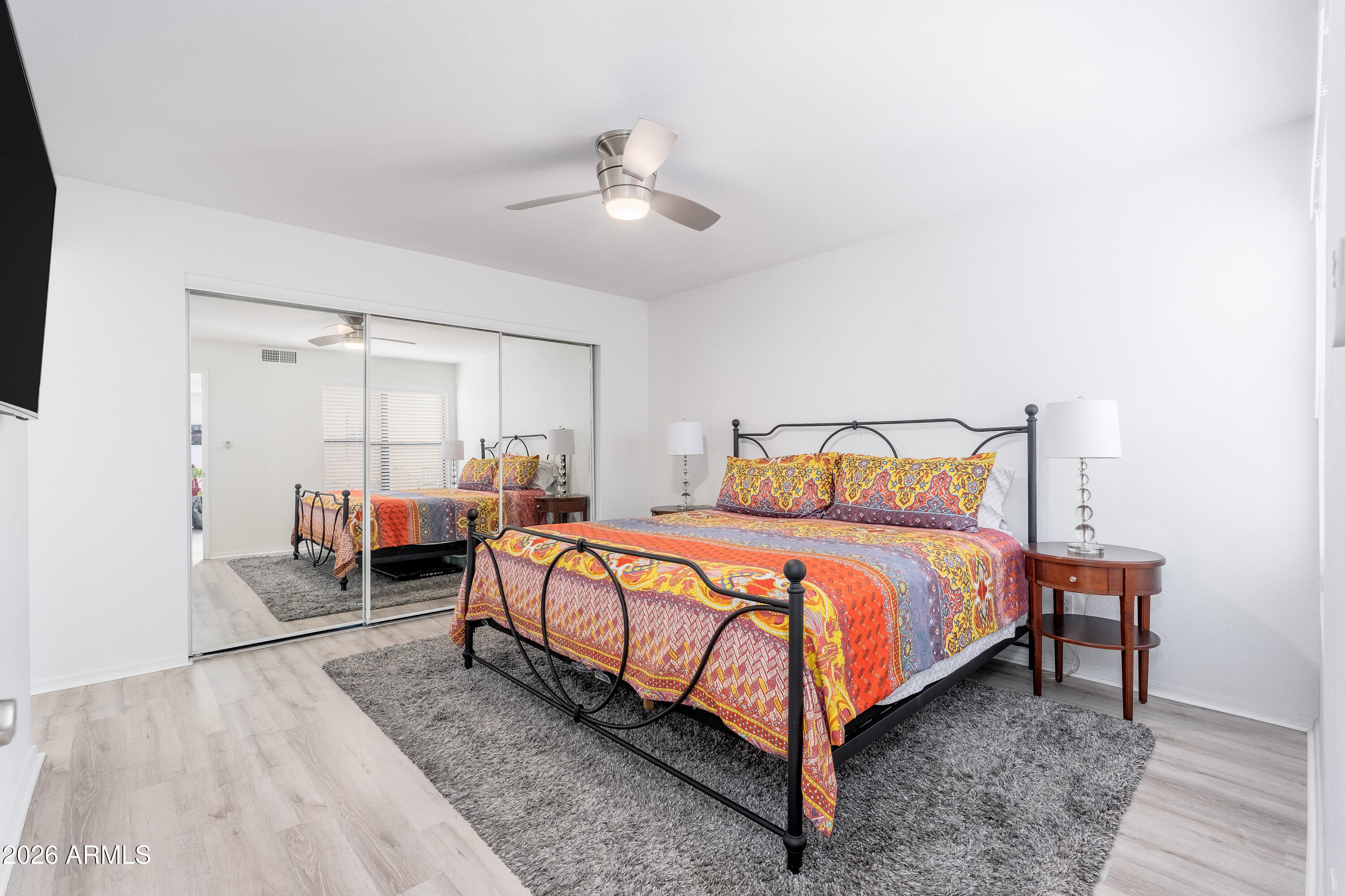 8787 E MOUNTAIN VIEW Road 2128