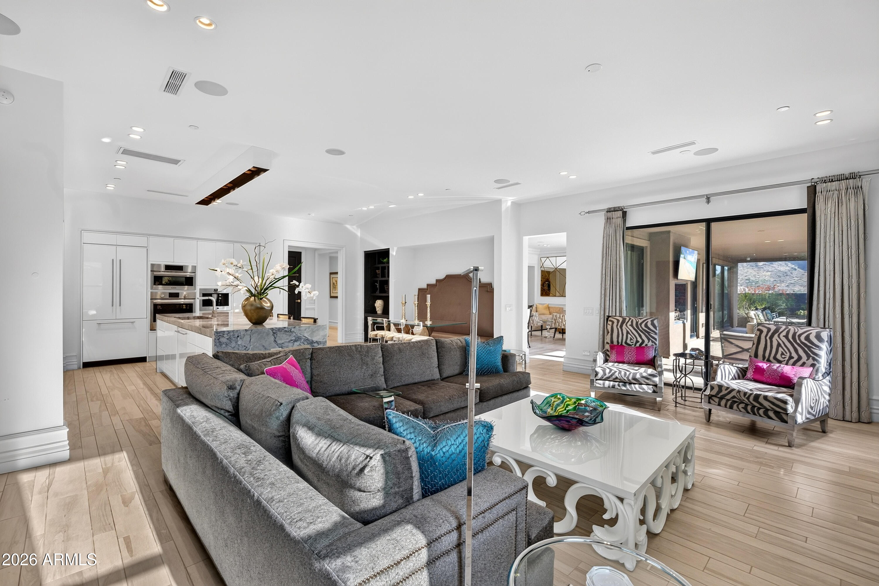 11605 E DESERT HOLLY Drive