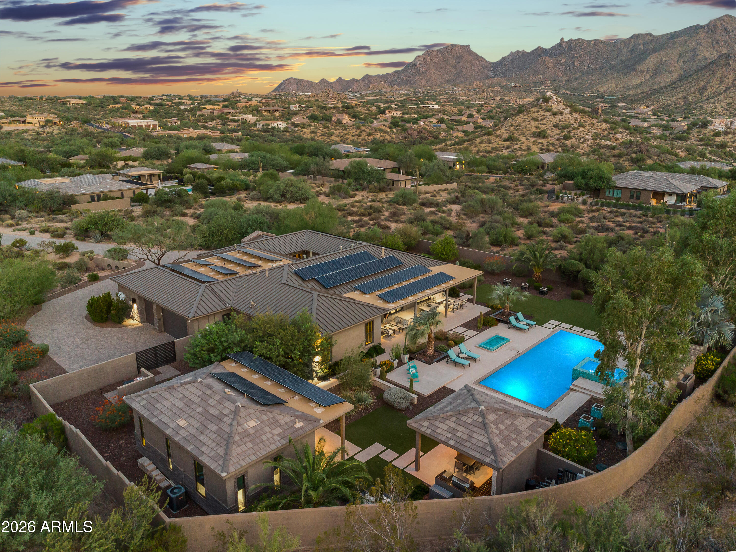 11605 E DESERT HOLLY Drive