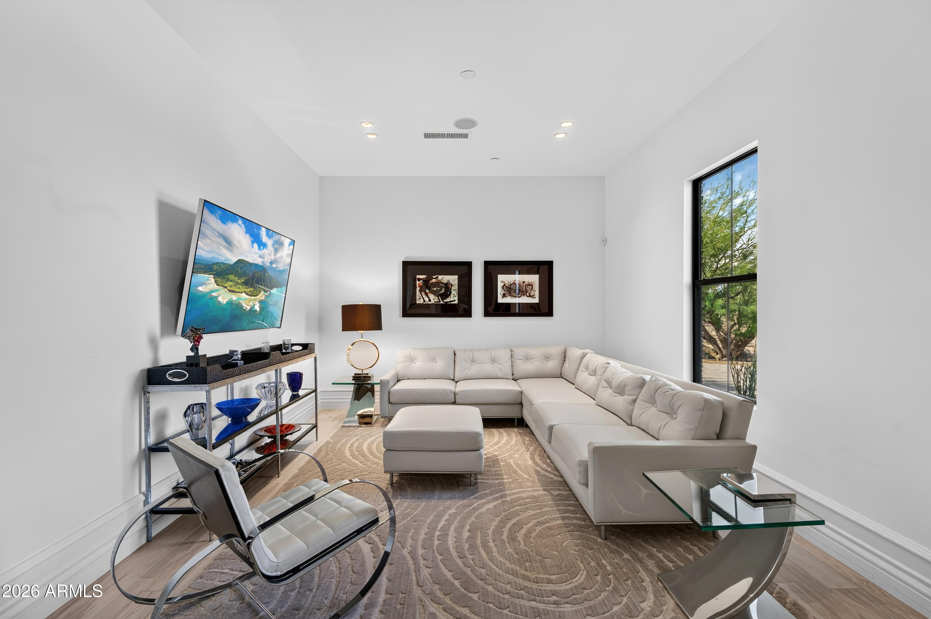 11605 E DESERT HOLLY Drive