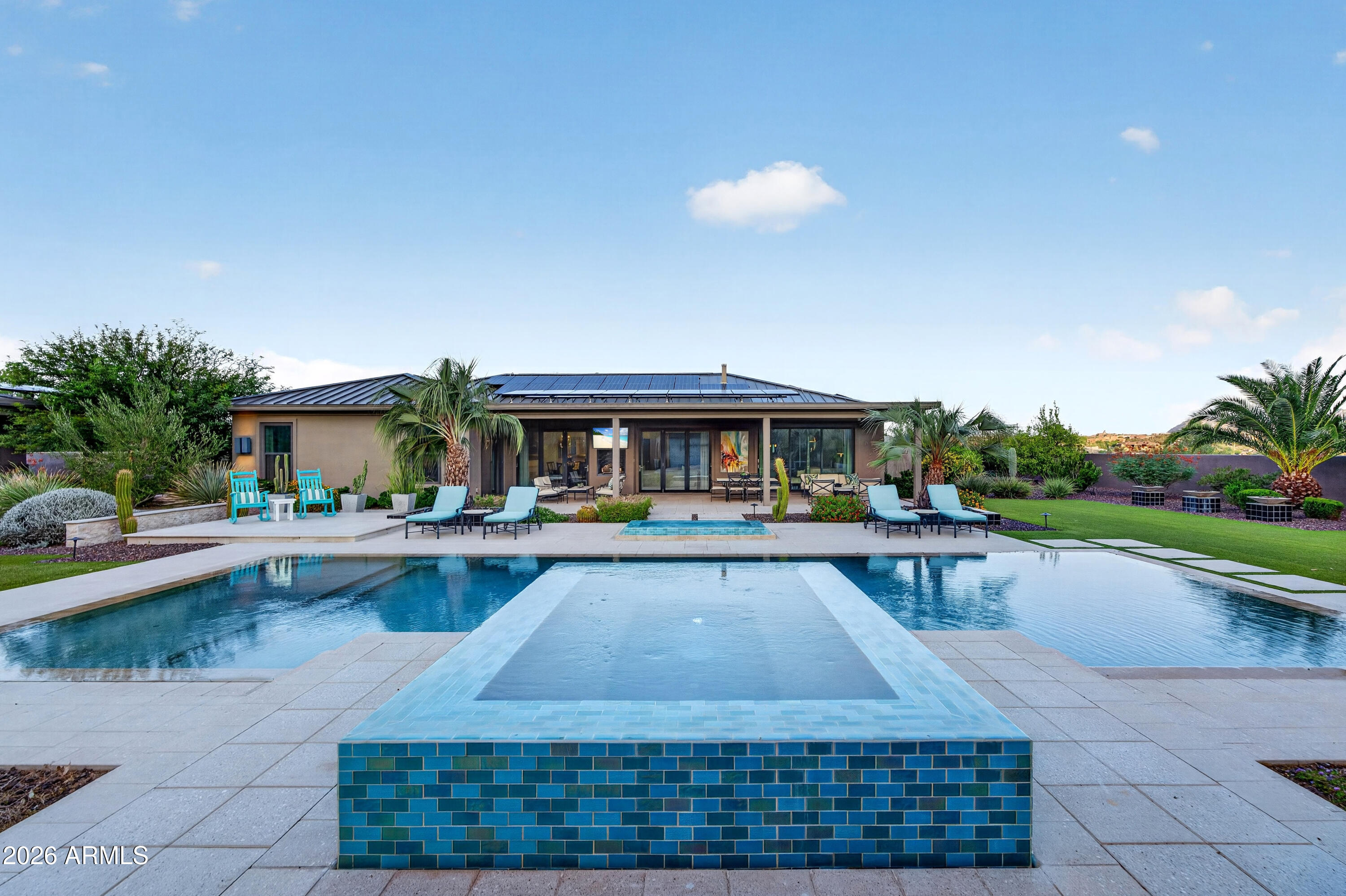 11605 E DESERT HOLLY Drive