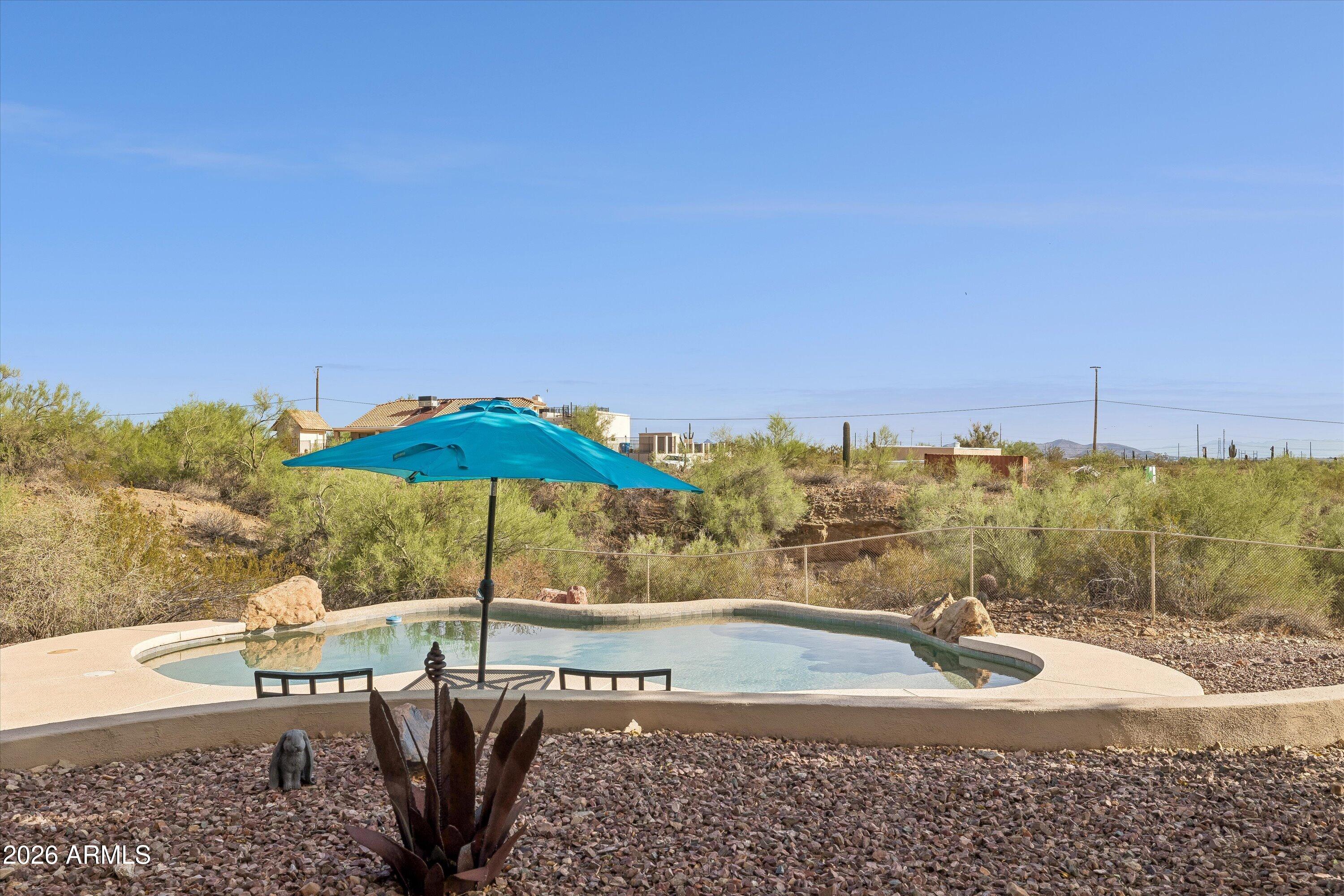 205 W QUARTZ ROCK Road