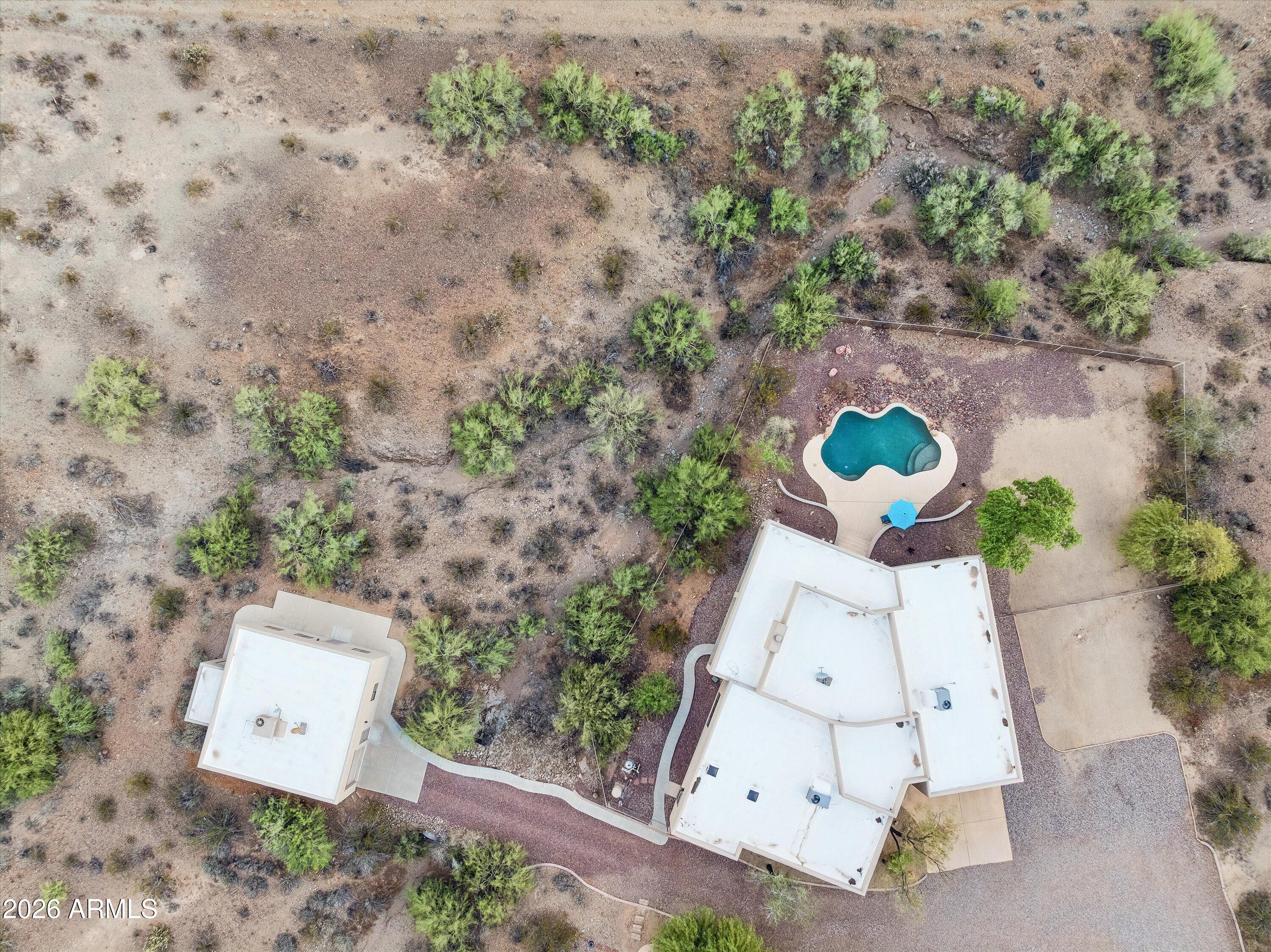 205 W QUARTZ ROCK Road