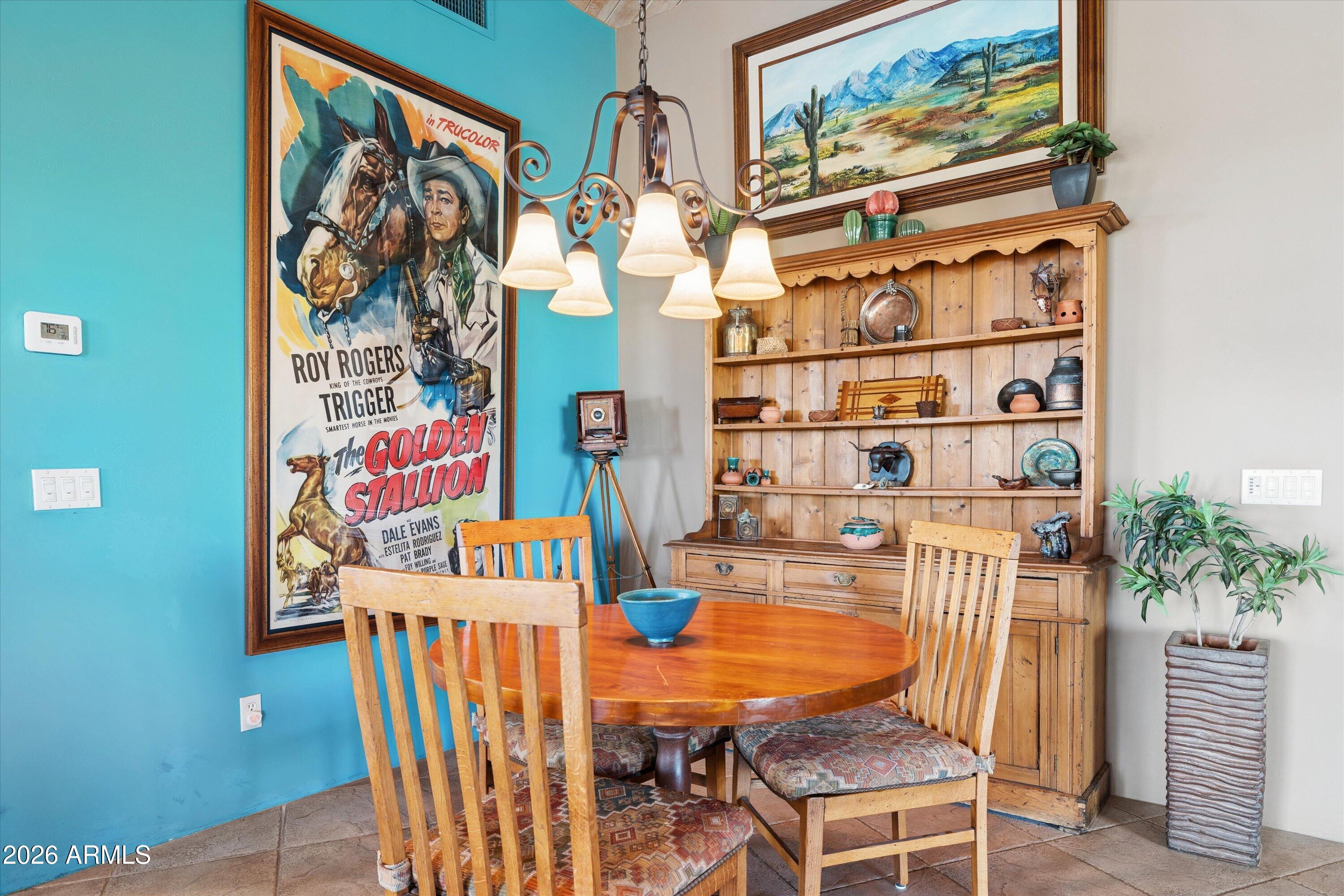 205 W QUARTZ ROCK Road