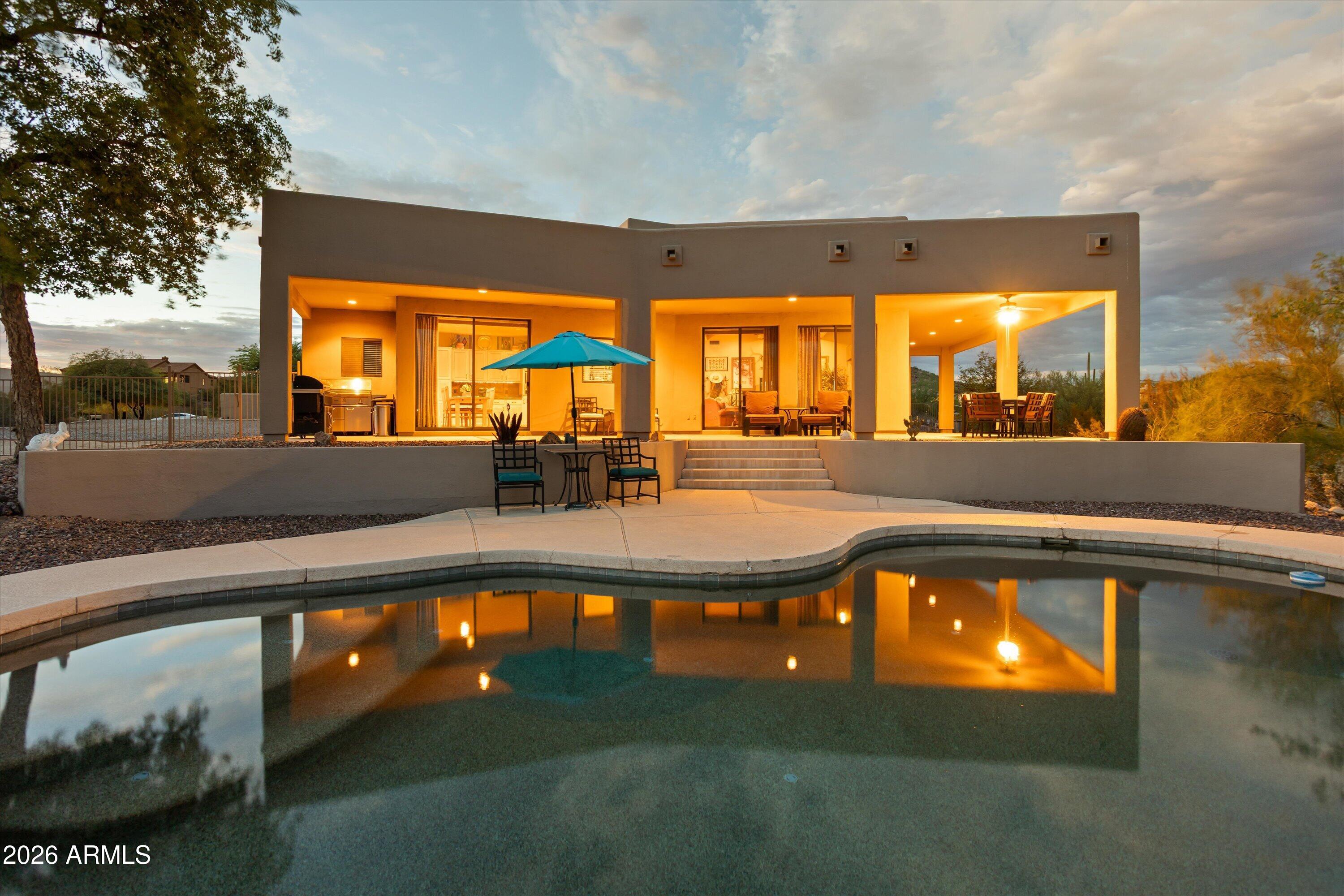 205 W QUARTZ ROCK Road