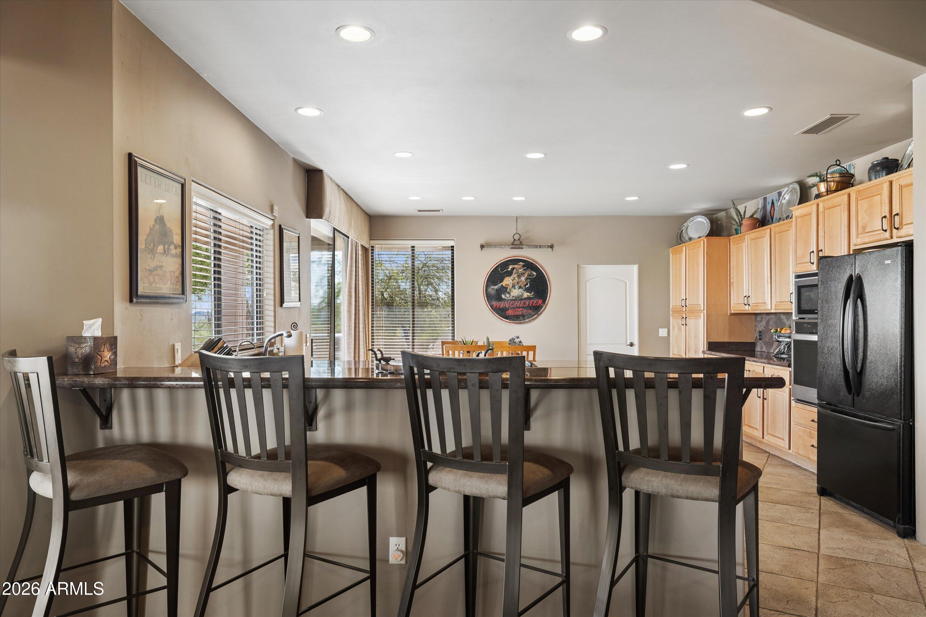 205 W QUARTZ ROCK Road