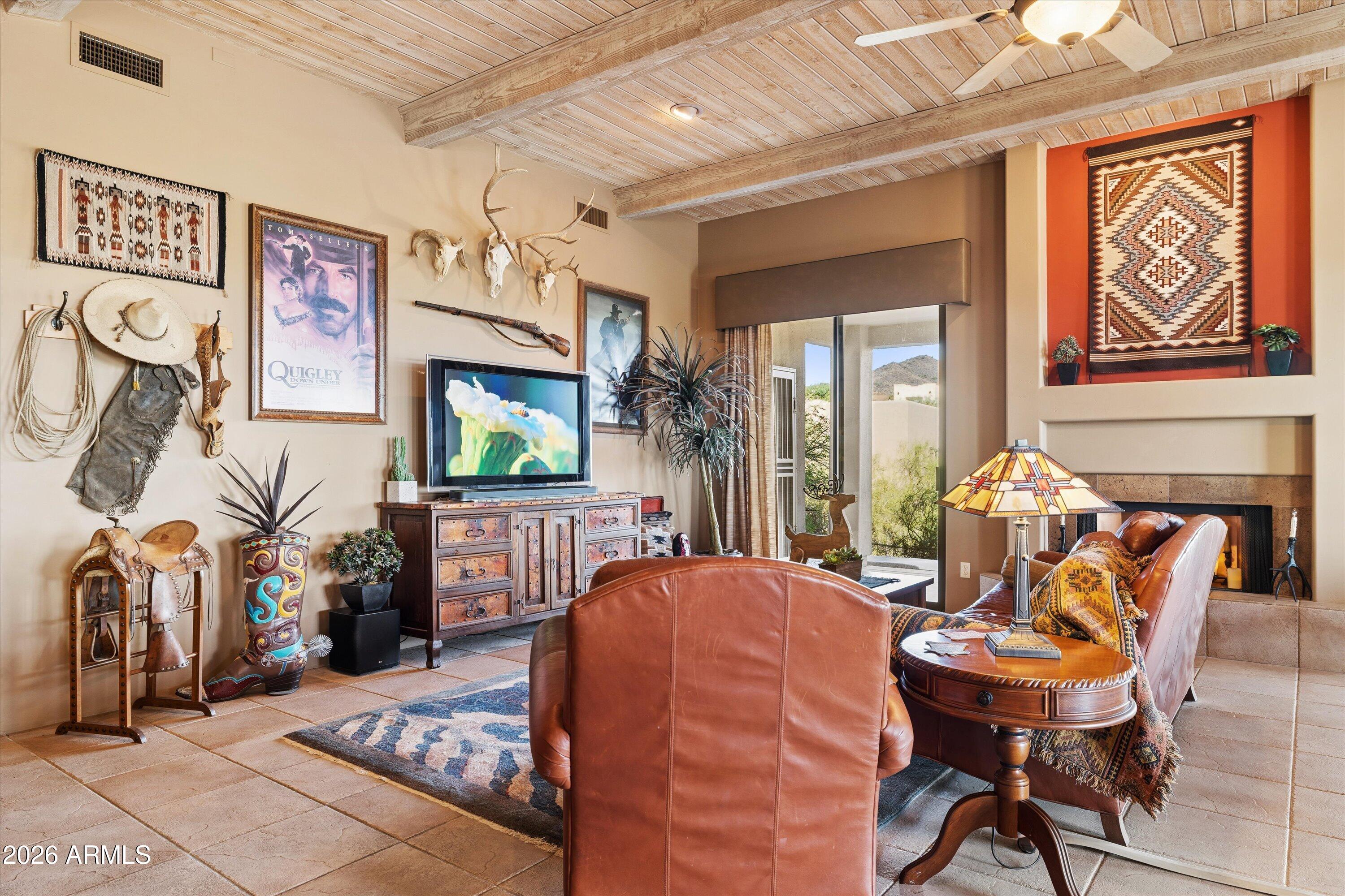 205 W QUARTZ ROCK Road