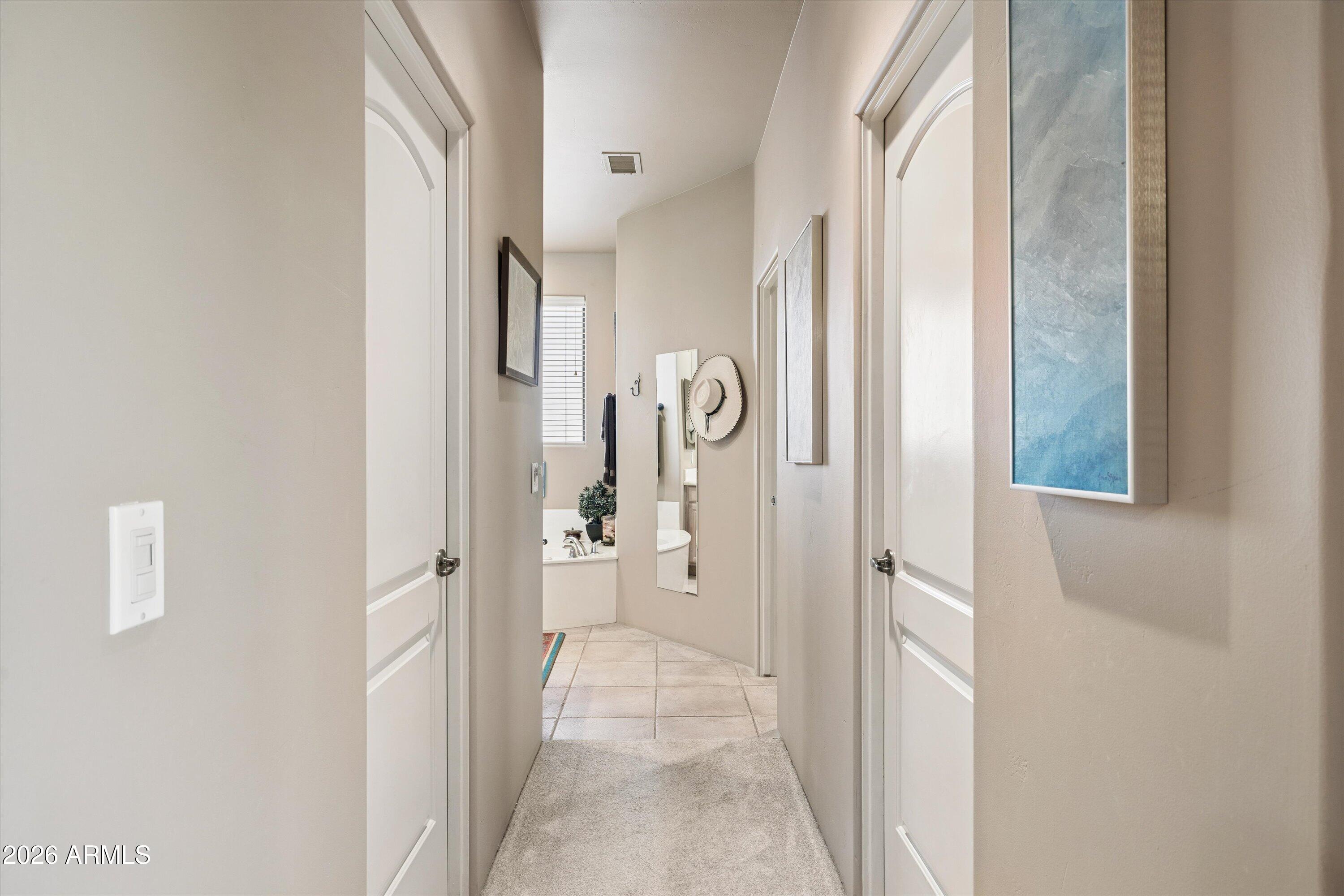 205 W QUARTZ ROCK Road