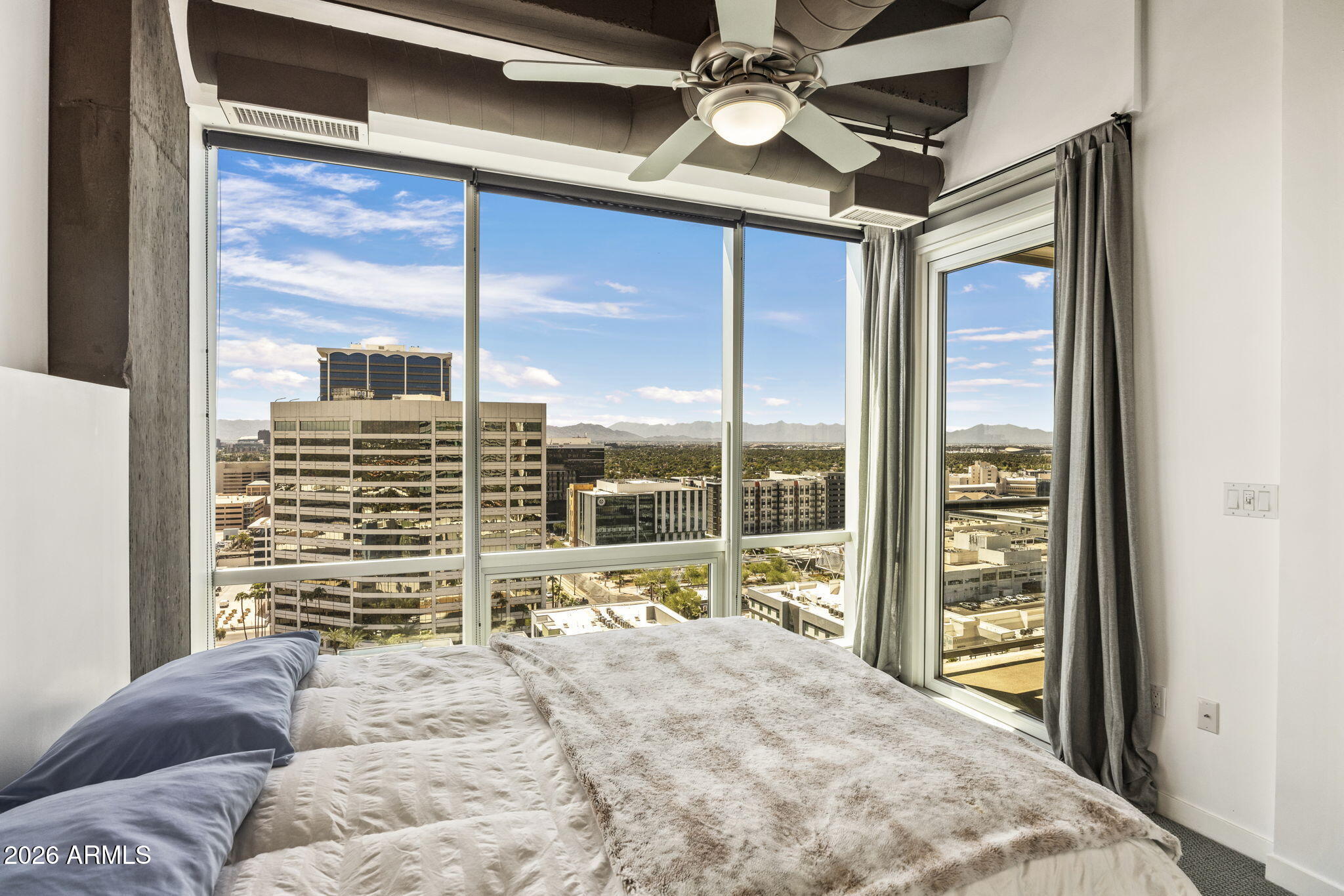 1 E LEXINGTON Avenue 1502