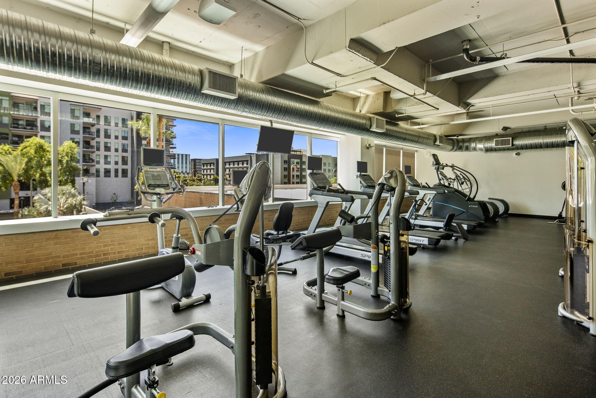 1 E LEXINGTON Avenue 1502