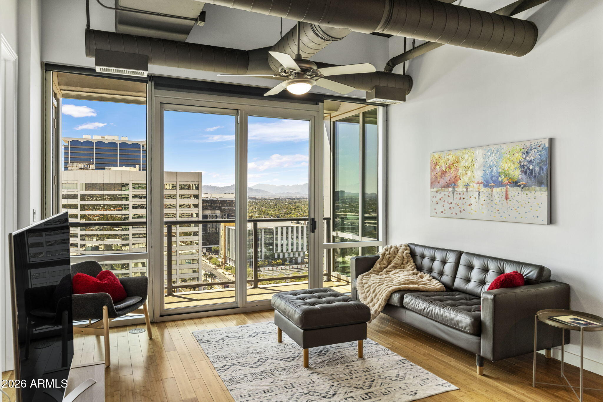 1 E LEXINGTON Avenue 1502