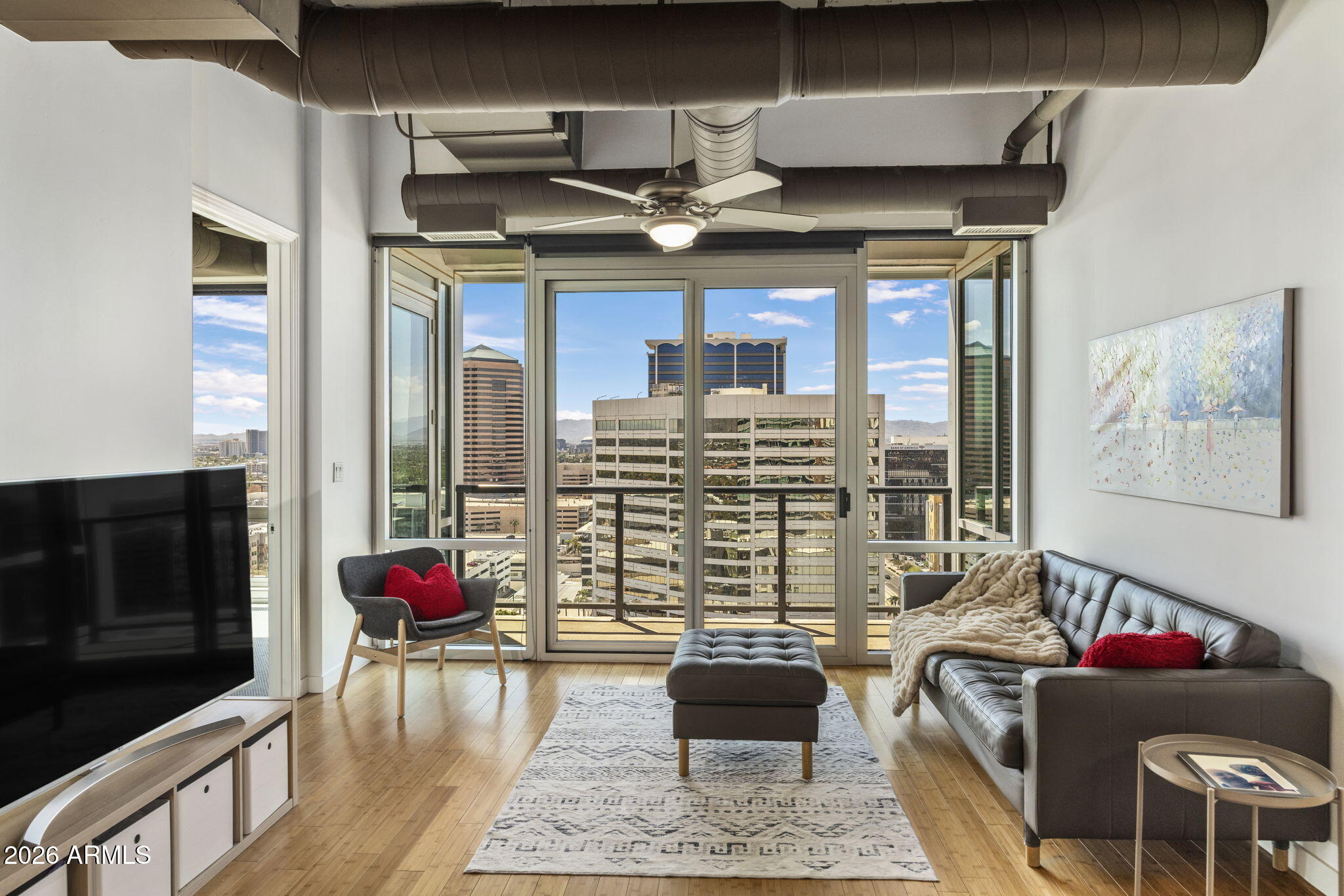 1 E LEXINGTON Avenue 1502