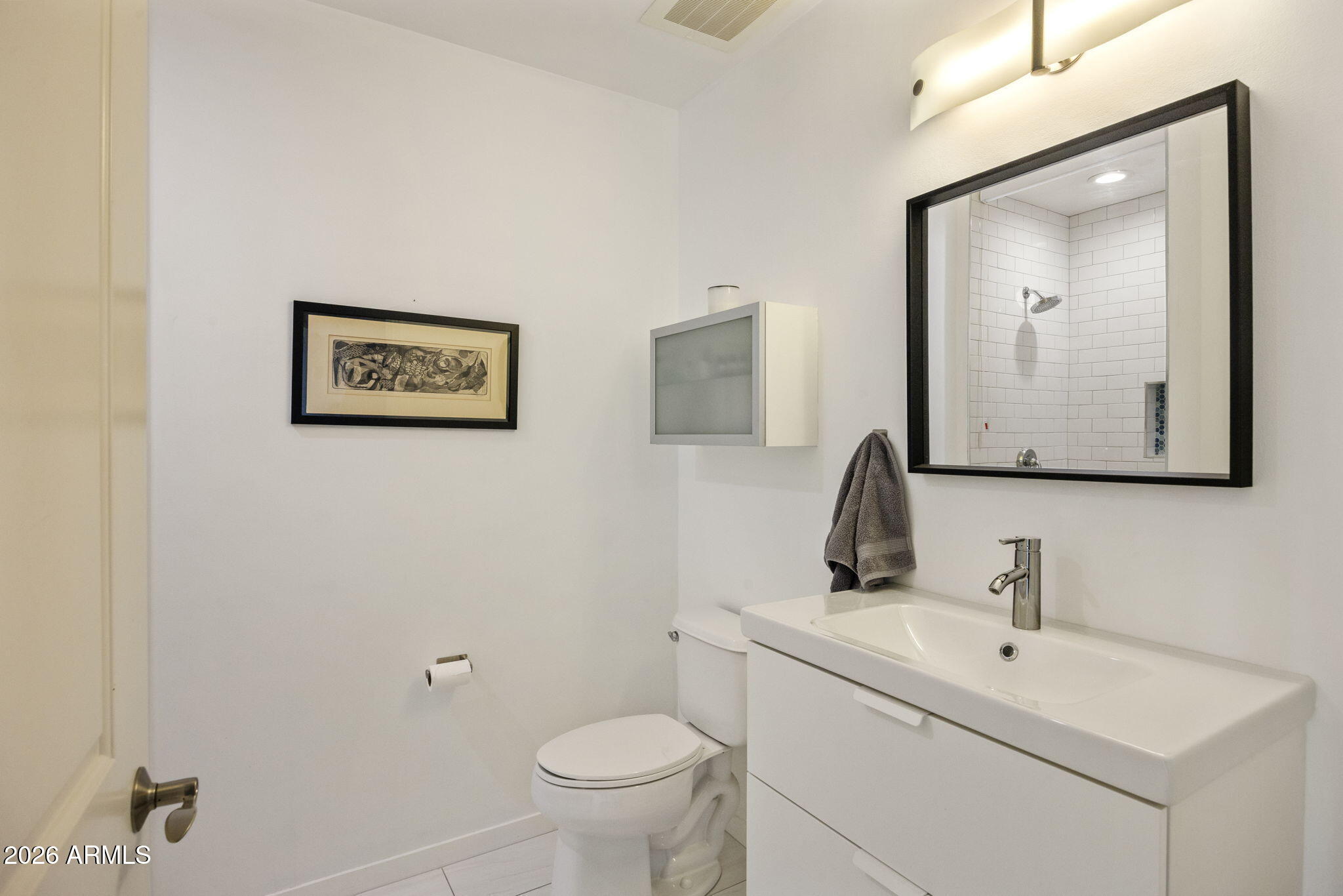 1 E LEXINGTON Avenue 1502