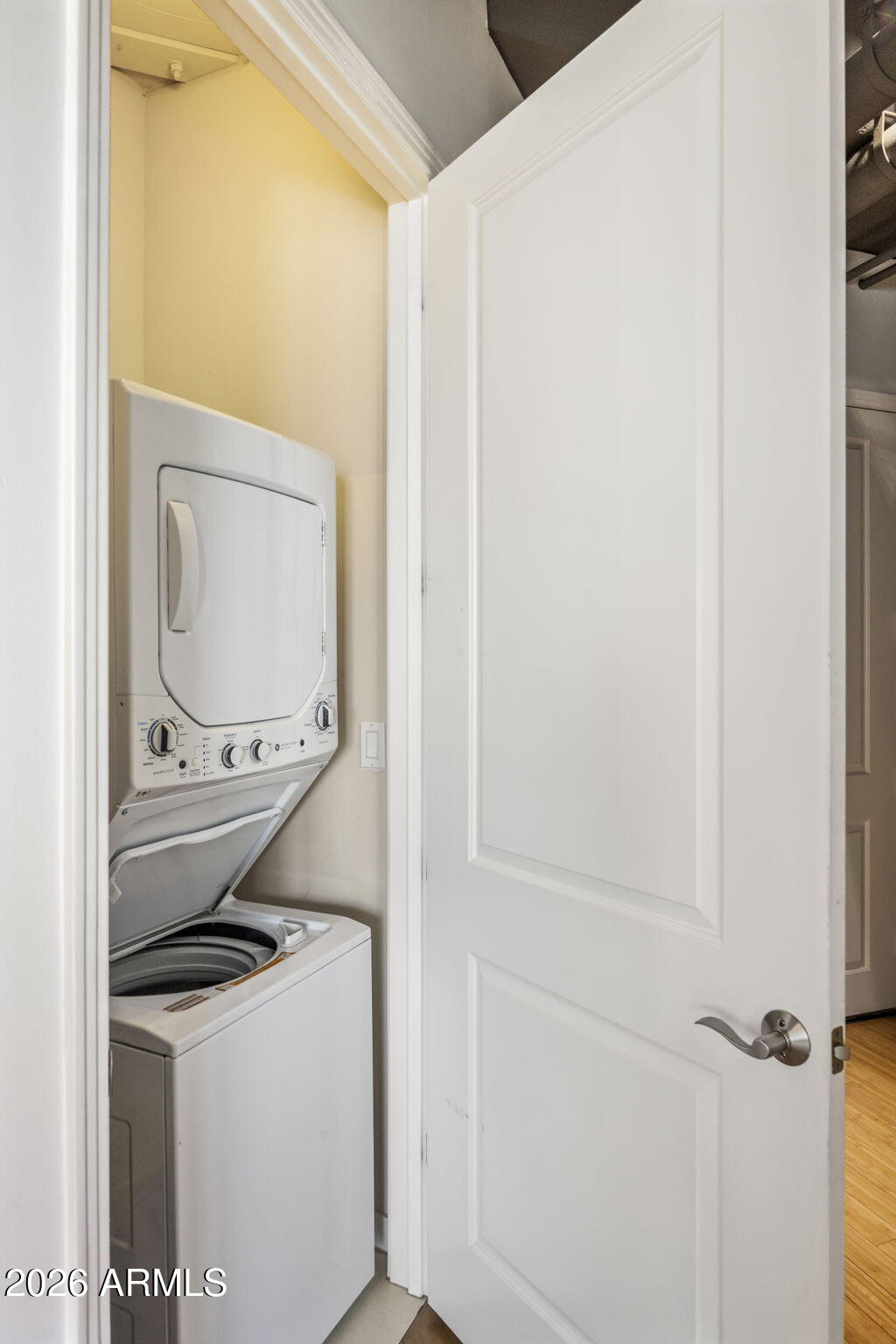 1 E LEXINGTON Avenue 1502