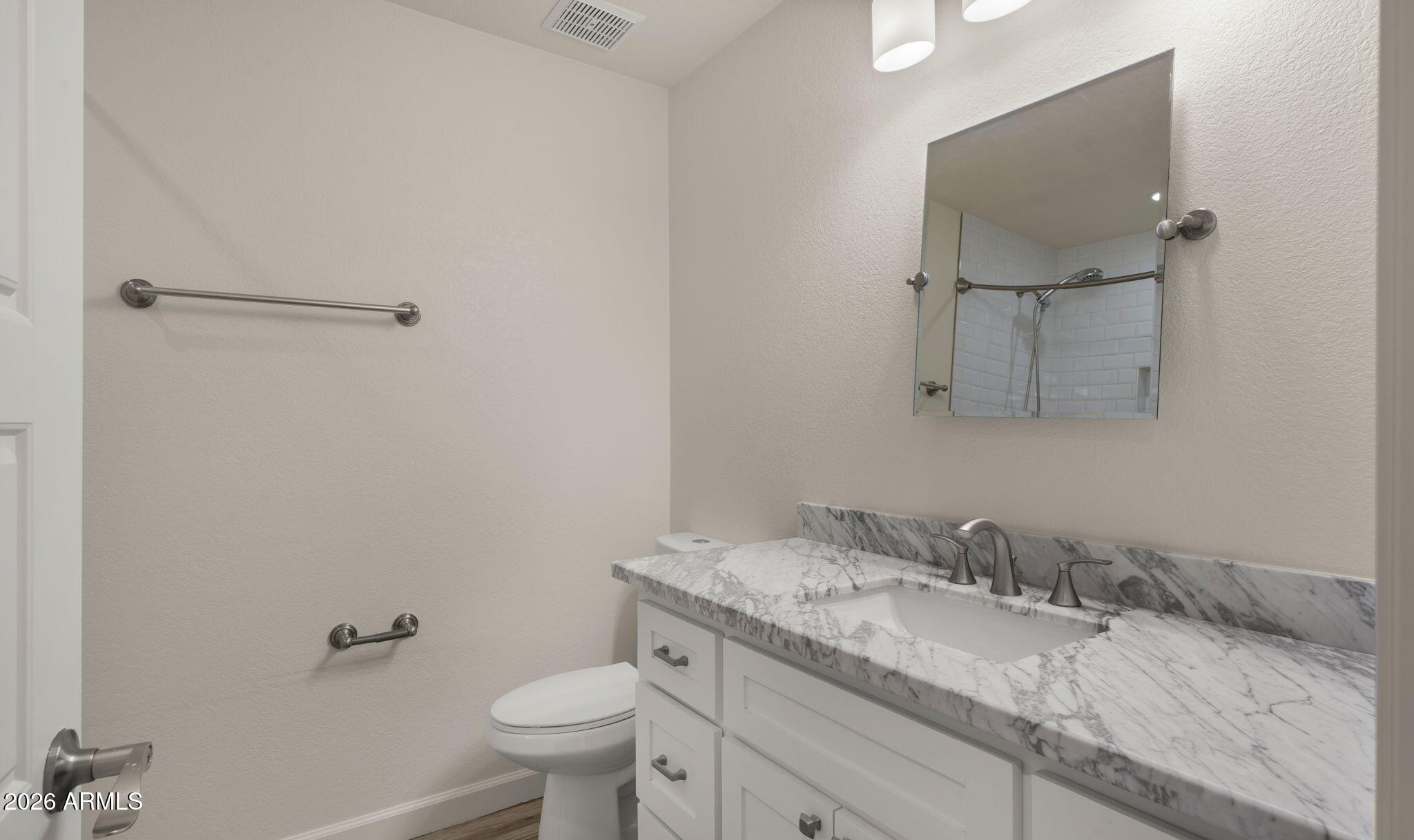 2255 E PIESTEWA PEAK Drive