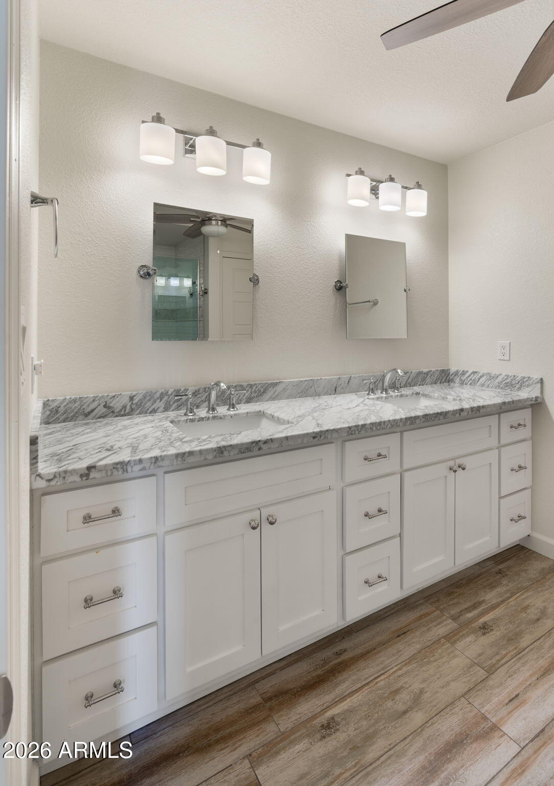 2255 E PIESTEWA PEAK Drive