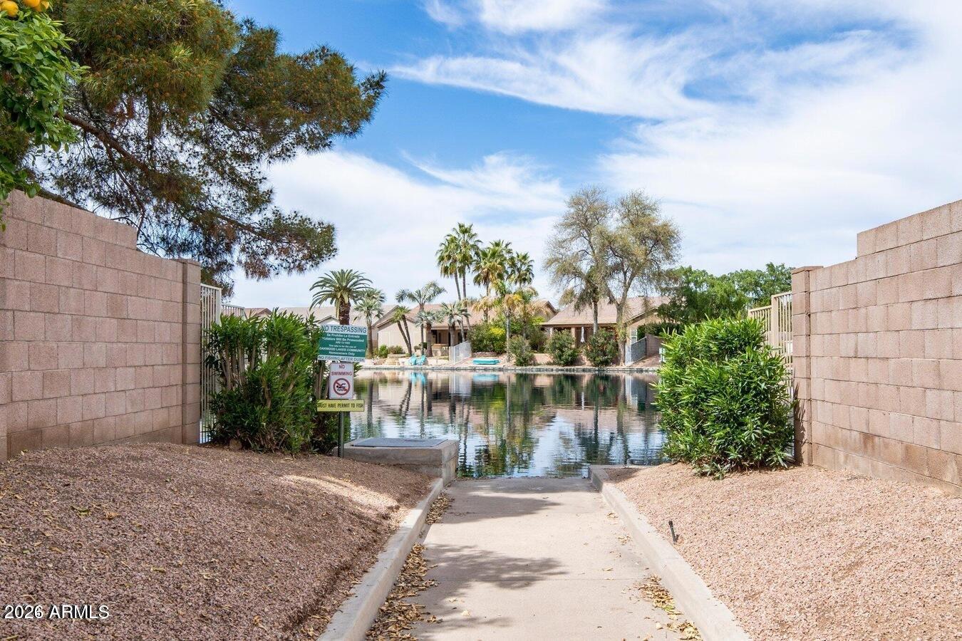 770 W CHERRYWOOD Drive