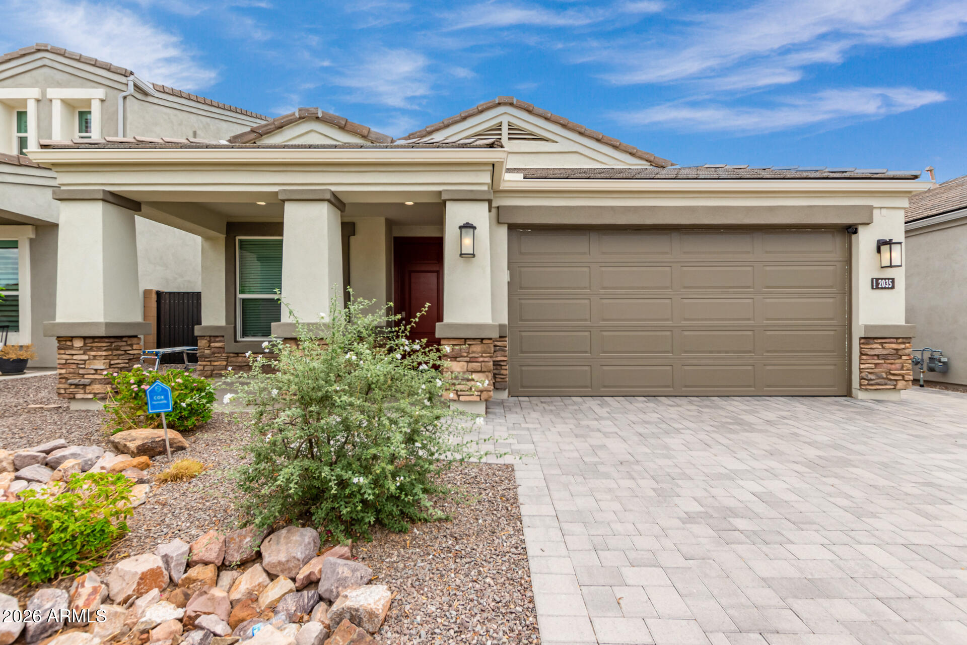 2035 E NORTHWOOD Drive