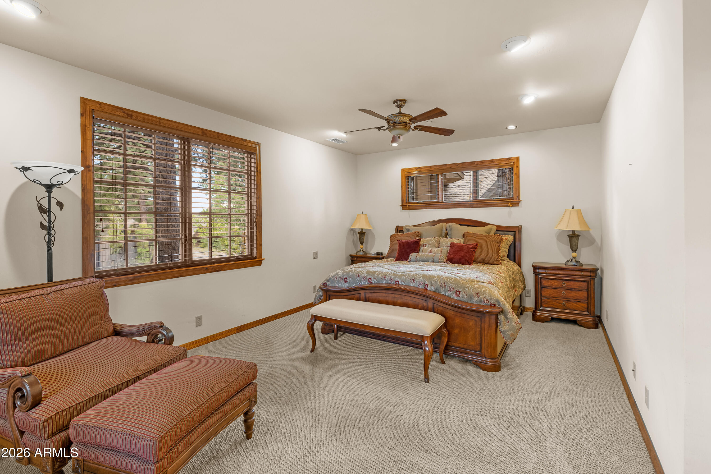1712 E TRADE WINDS Court