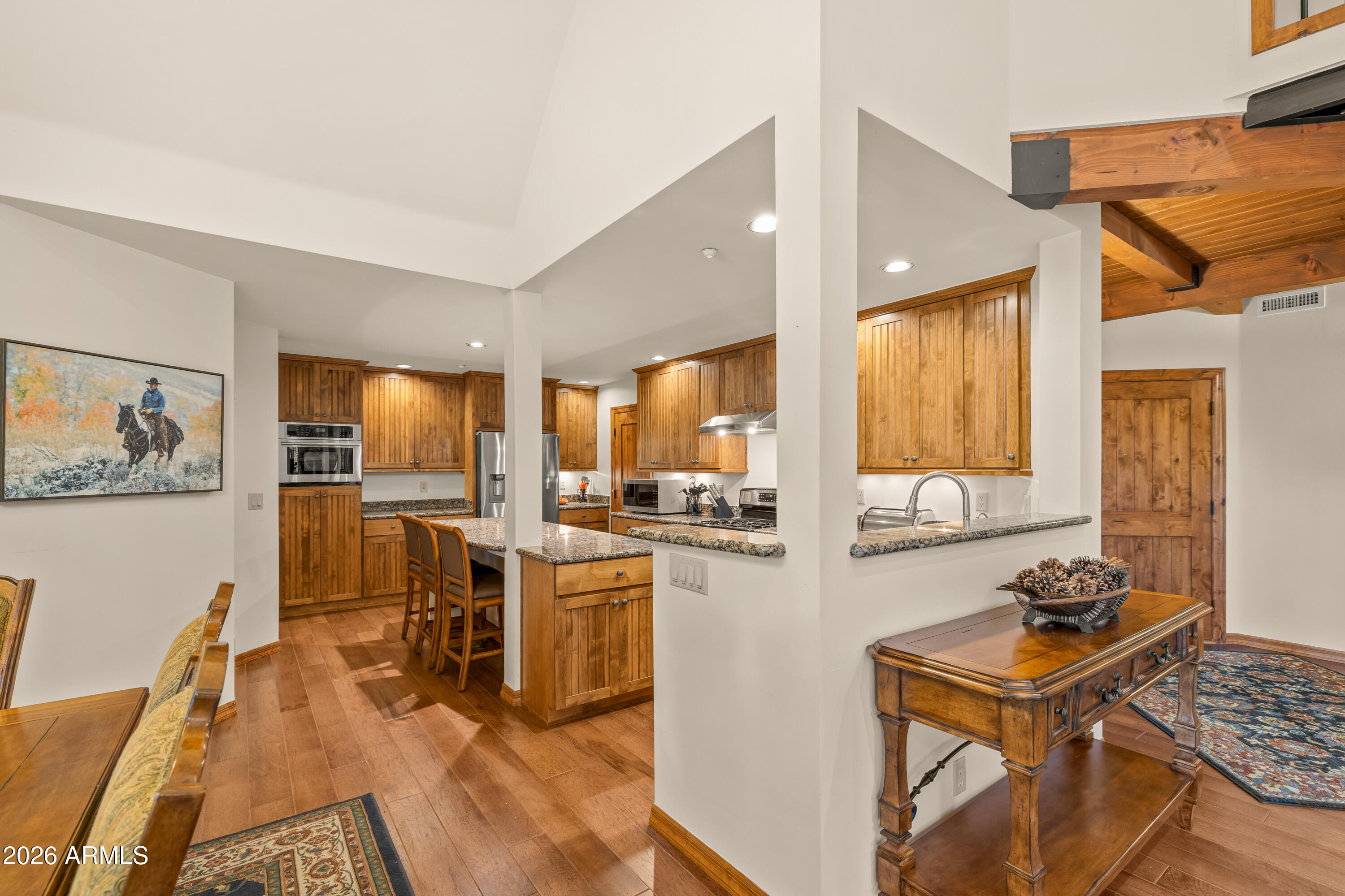 1712 E TRADE WINDS Court