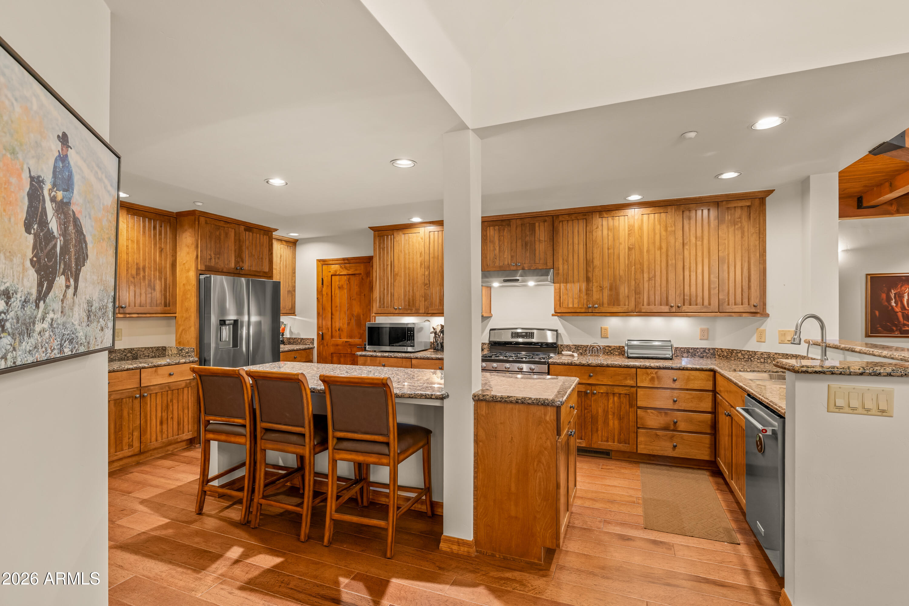 1712 E TRADE WINDS Court