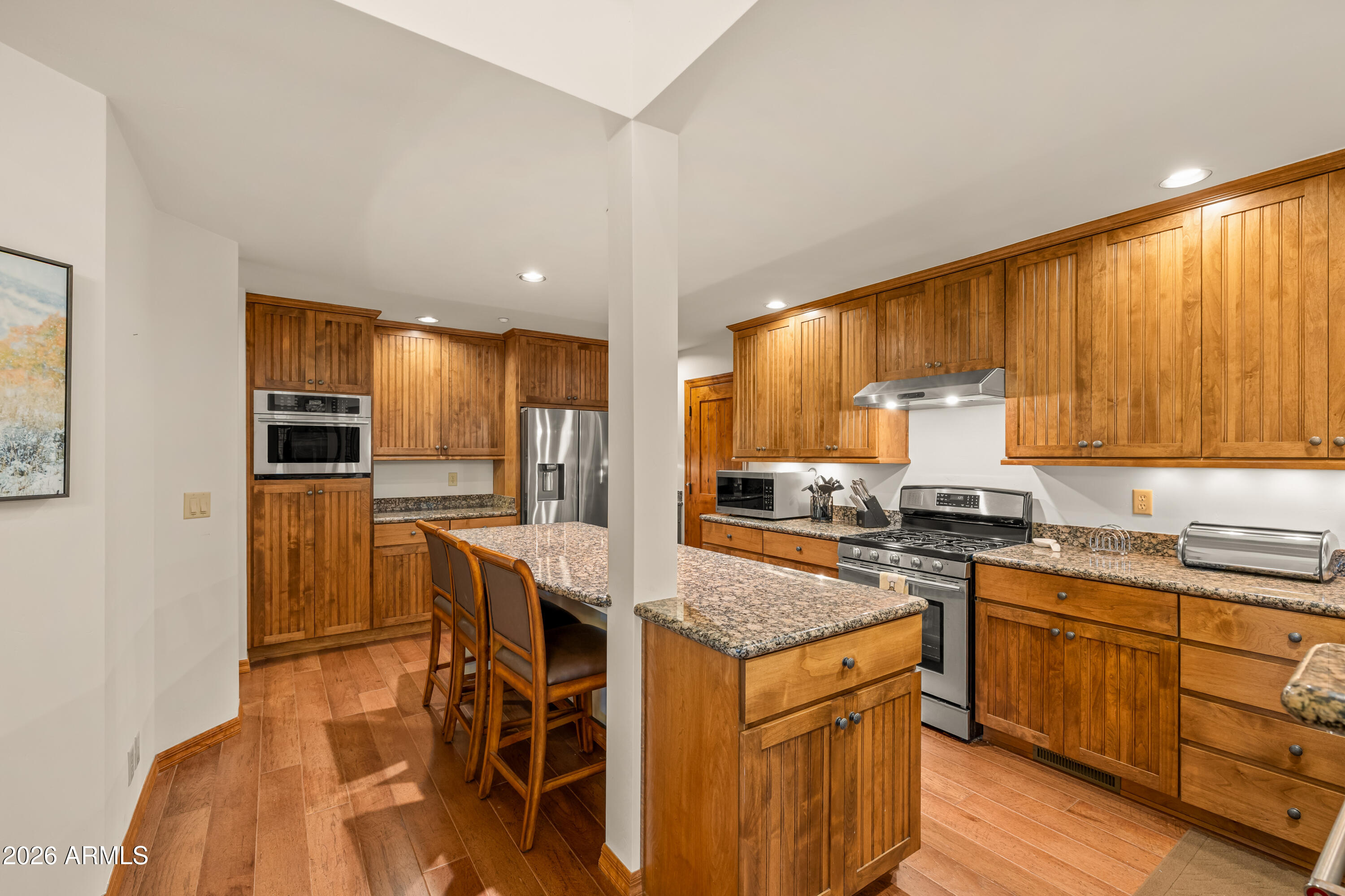 1712 E TRADE WINDS Court