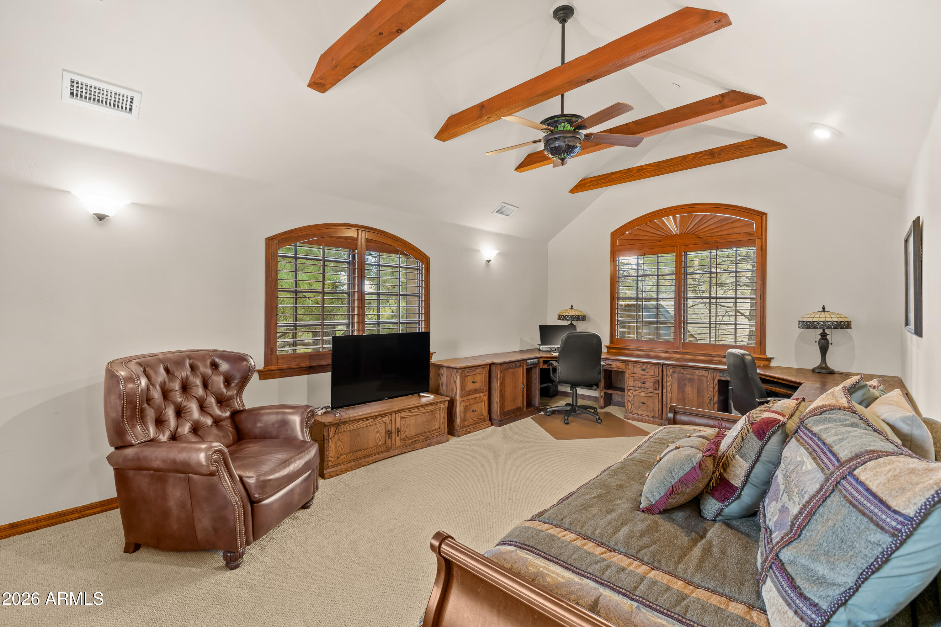 1712 E TRADE WINDS Court