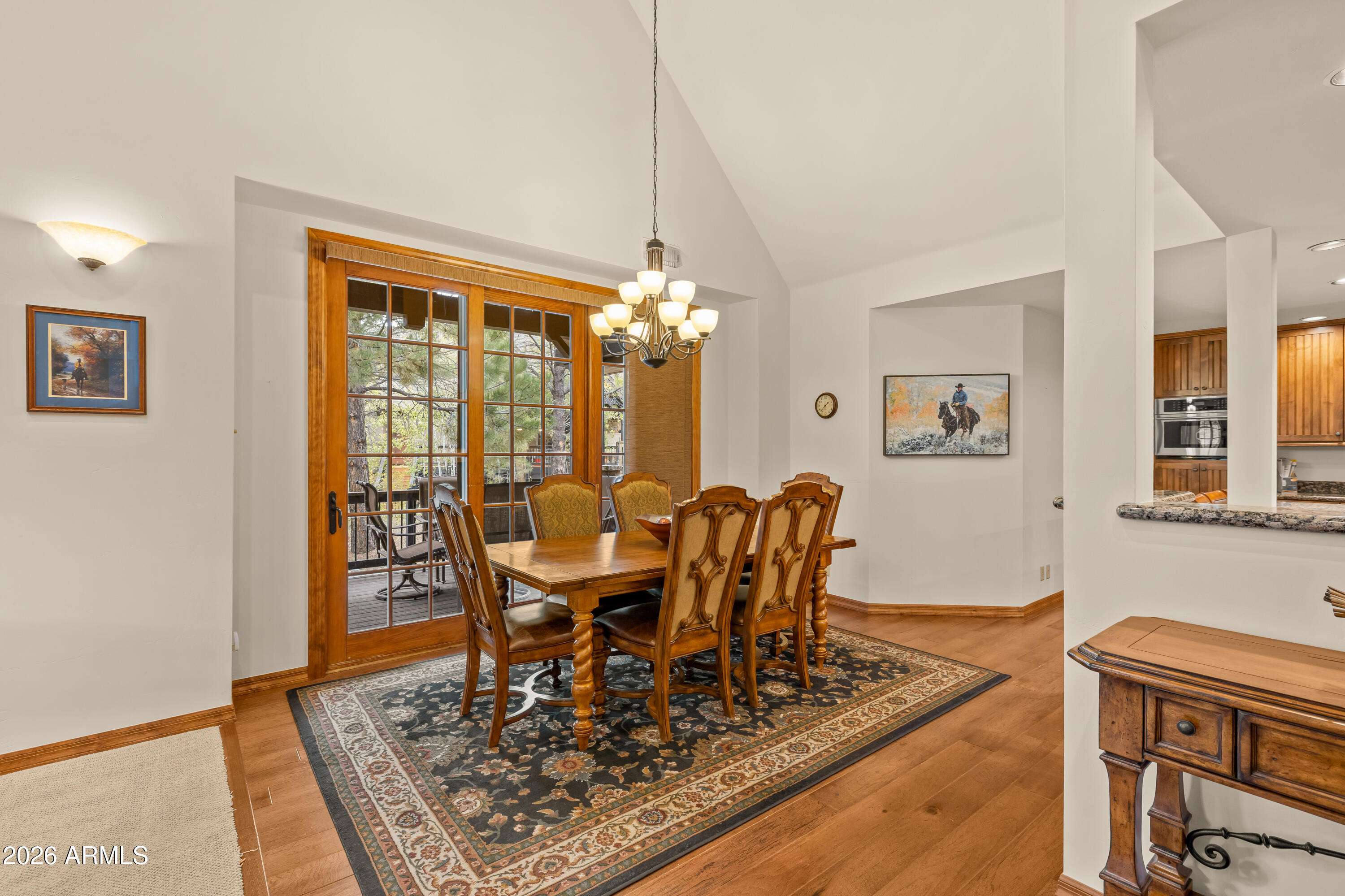 1712 E TRADE WINDS Court