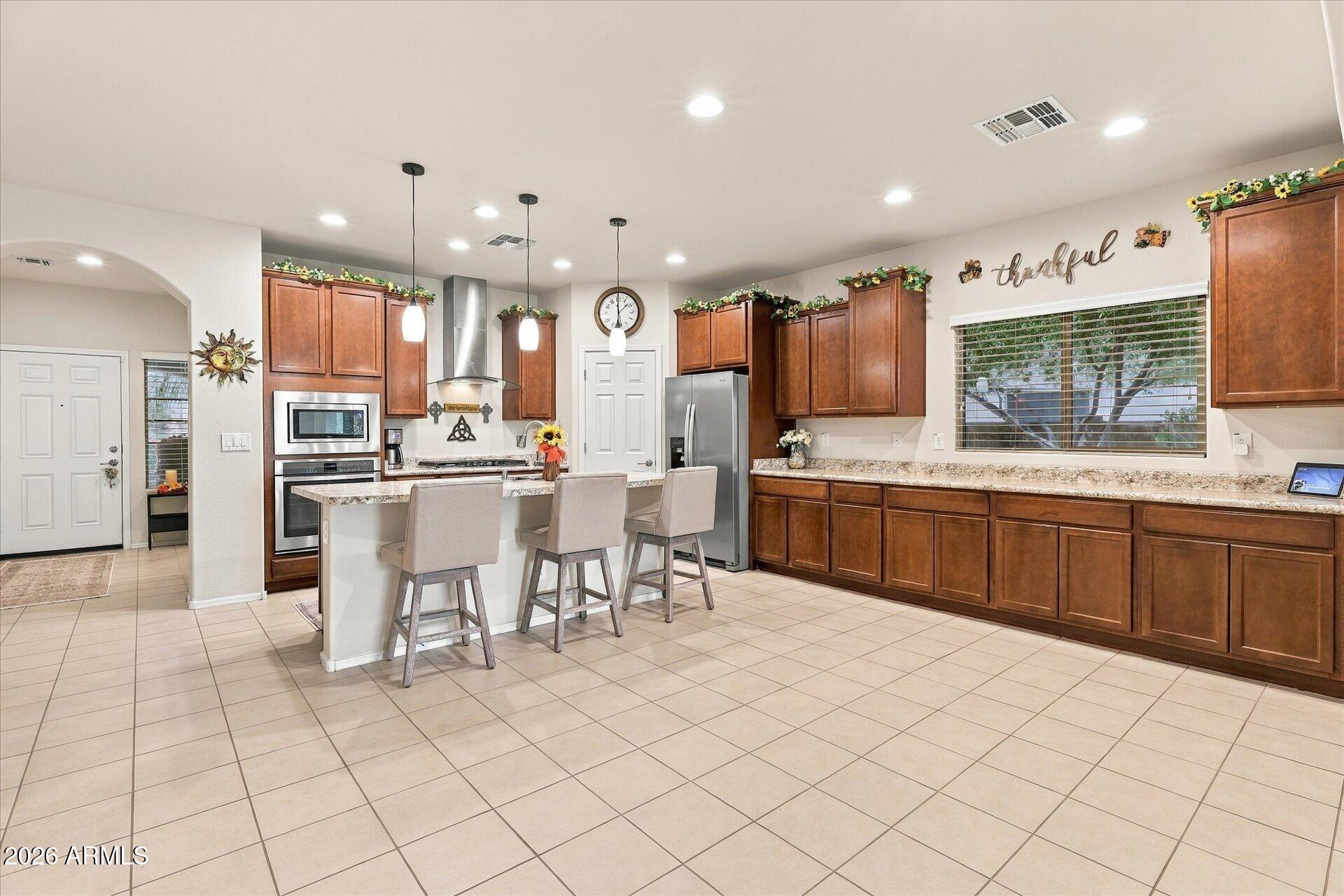5381 W VICTORY Way