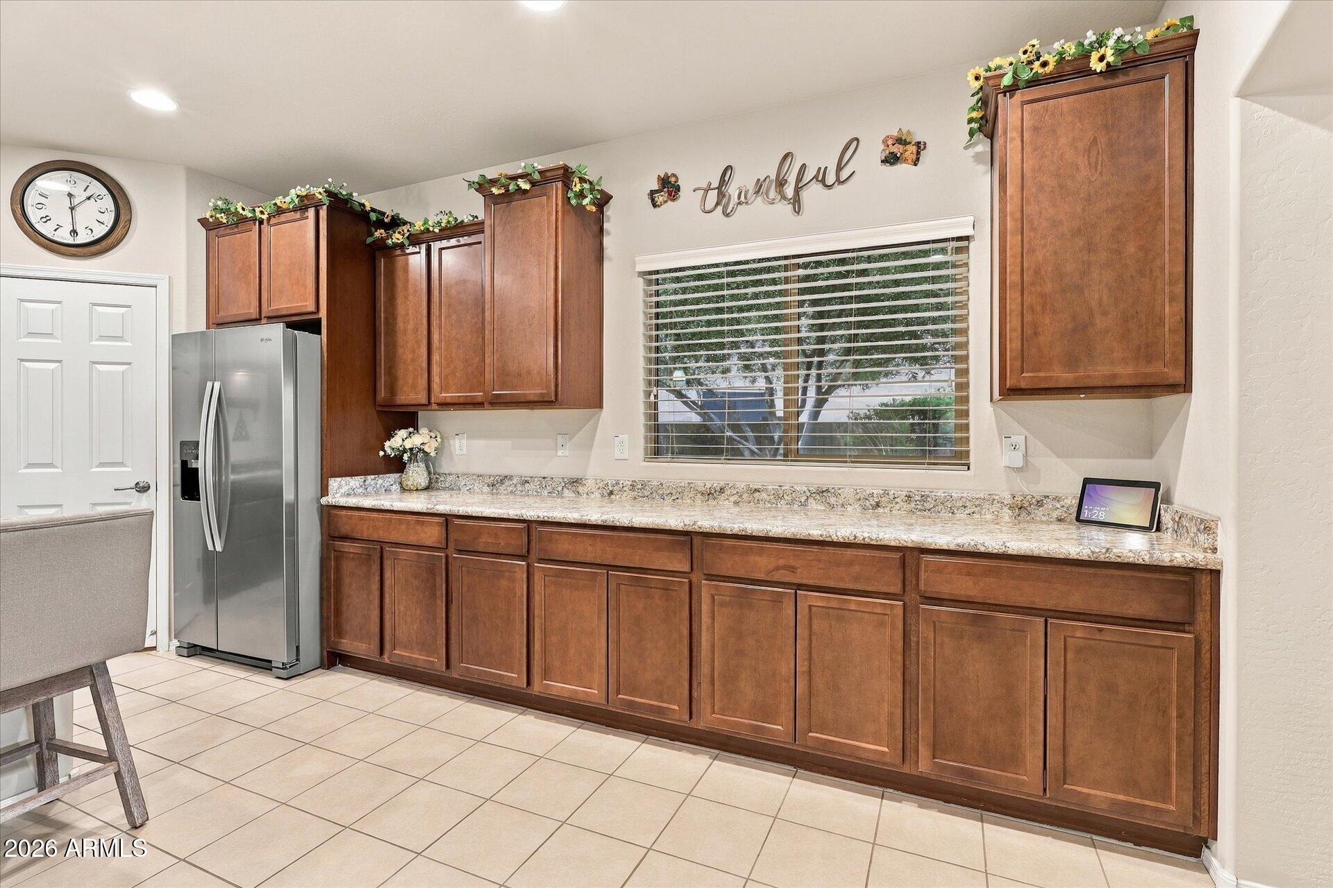 5381 W VICTORY Way