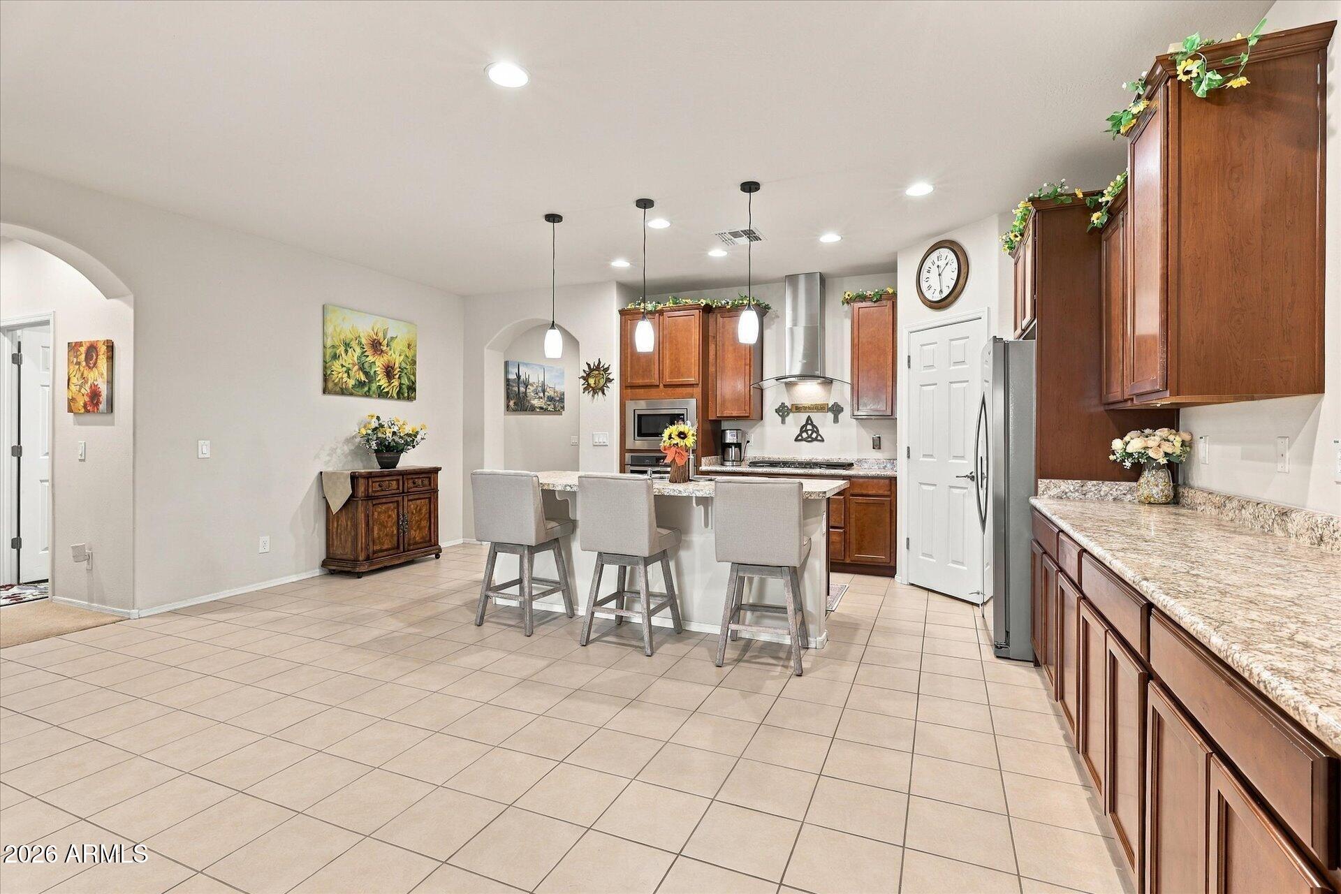 5381 W VICTORY Way