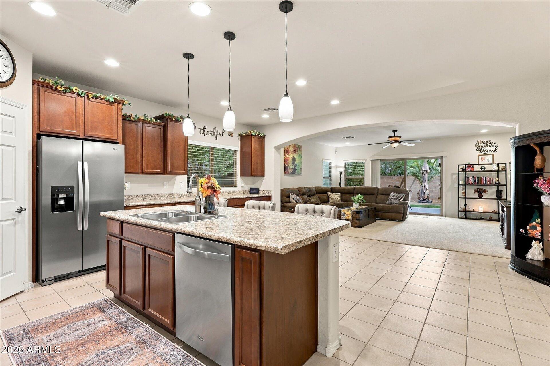 5381 W VICTORY Way