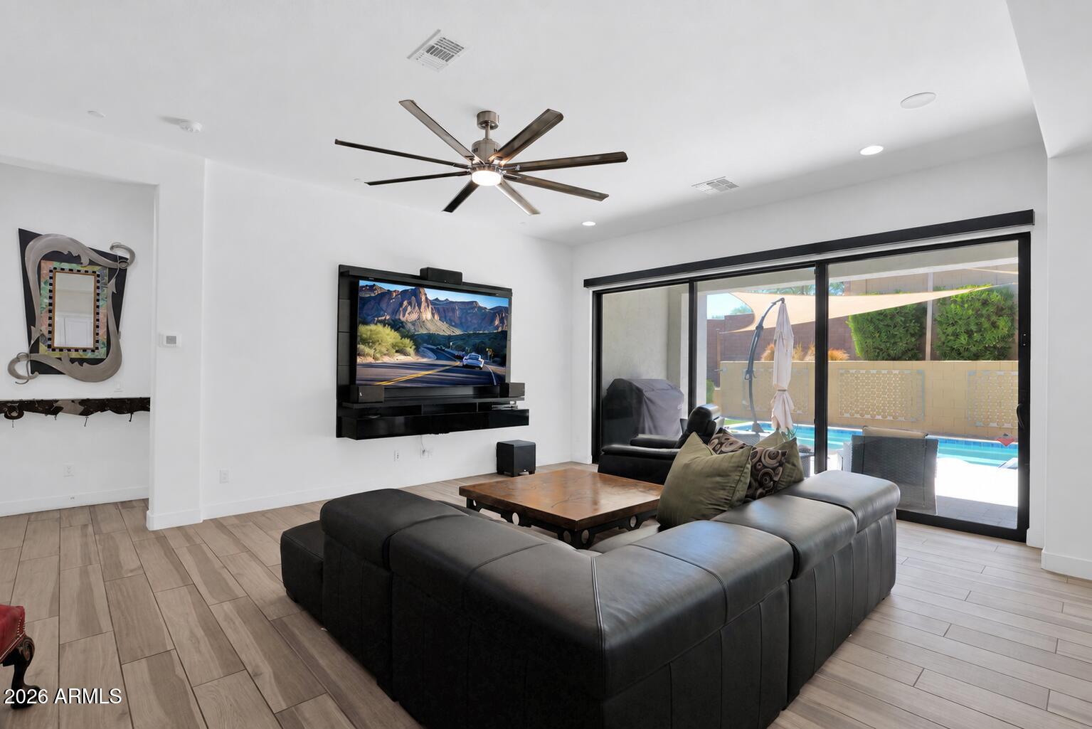 16514 S 7TH Place