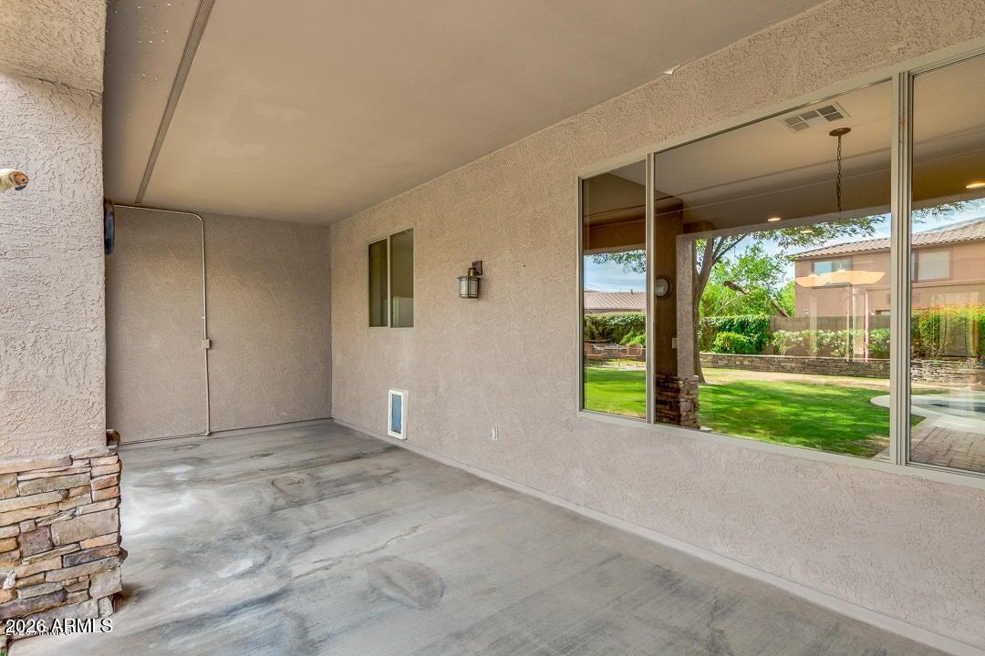 2725 E GRAND CANYON Drive