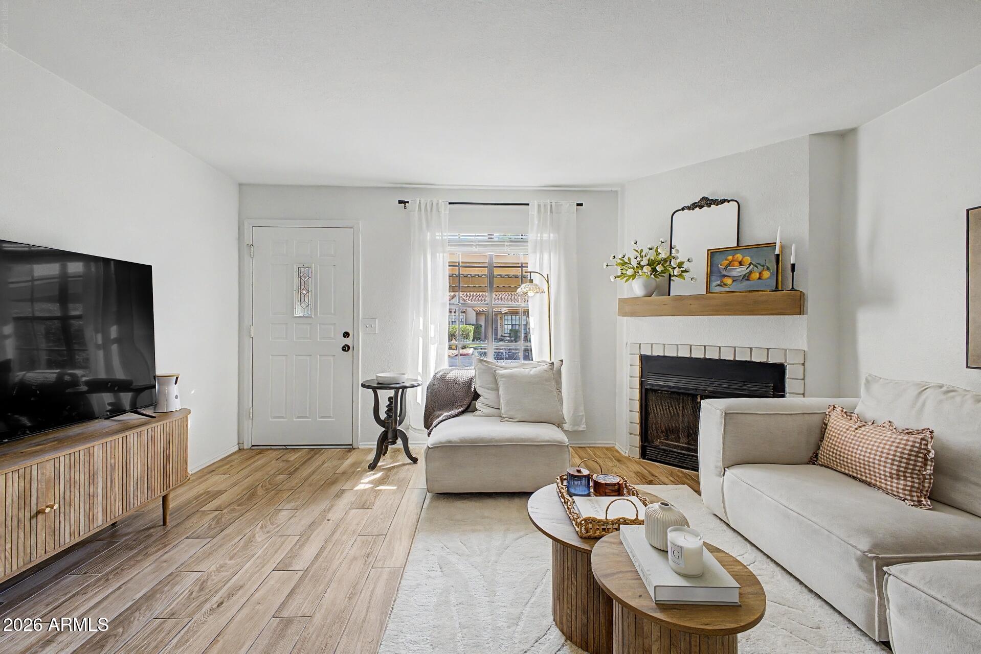 5704 E AIRE LIBRE Avenue 1102