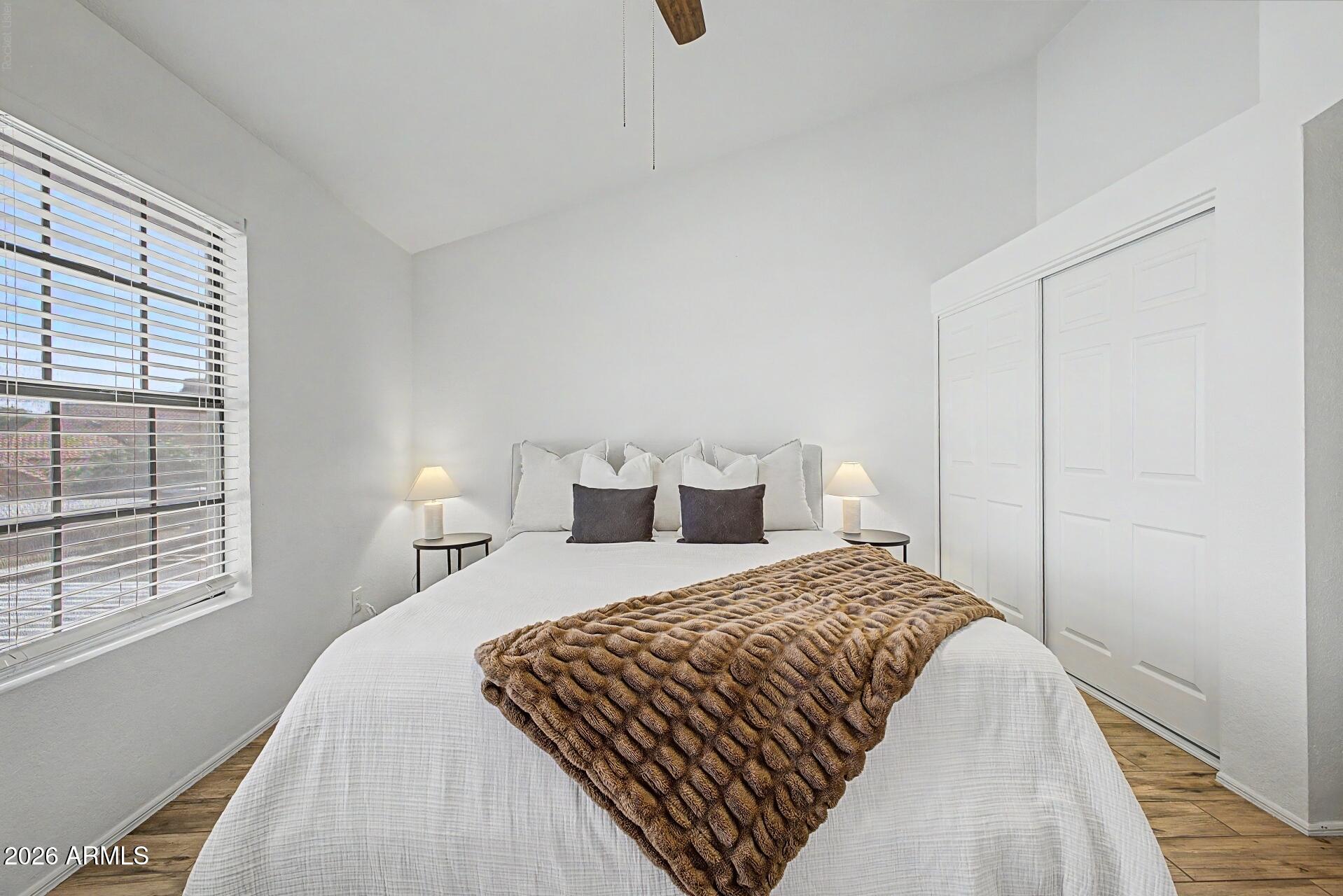 5704 E AIRE LIBRE Avenue 1102
