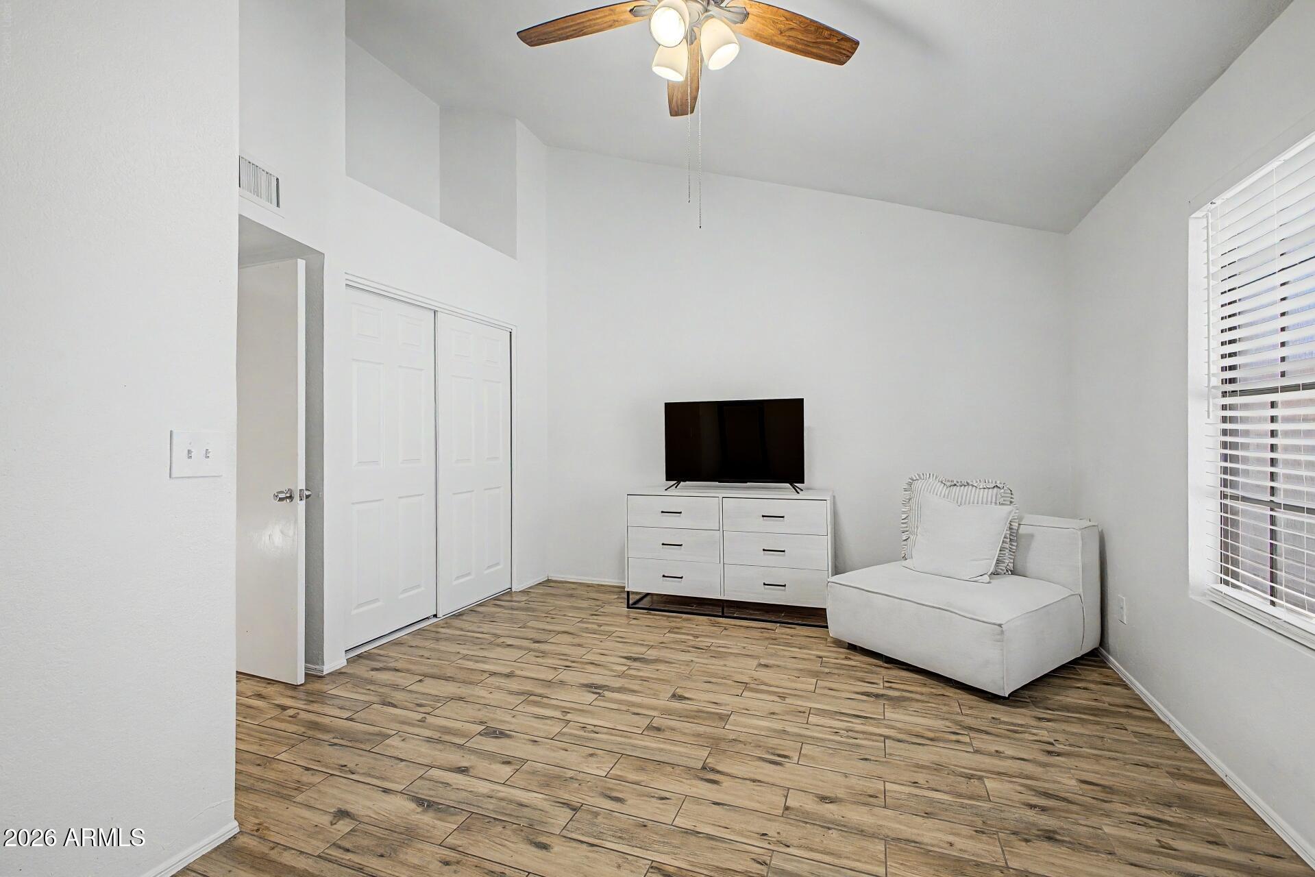 5704 E AIRE LIBRE Avenue 1102