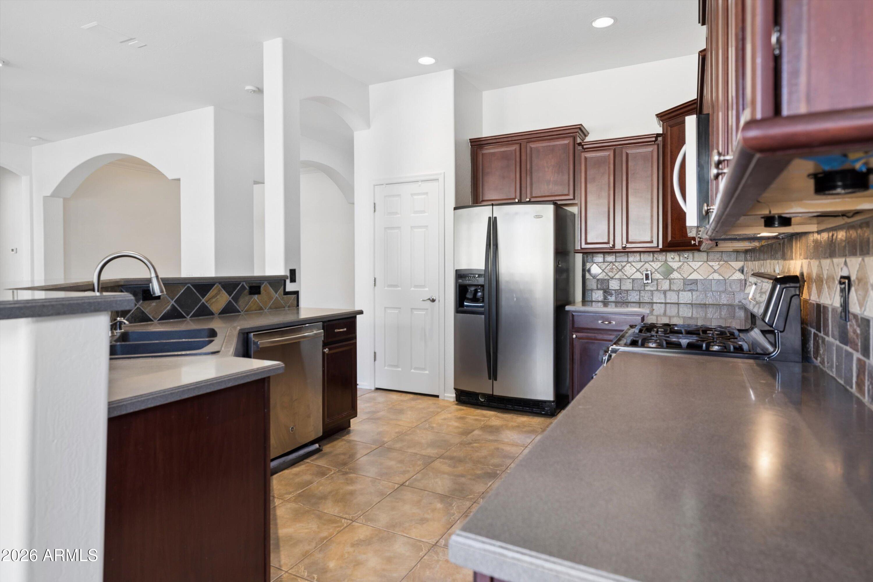 8364 W MOLLY Lane