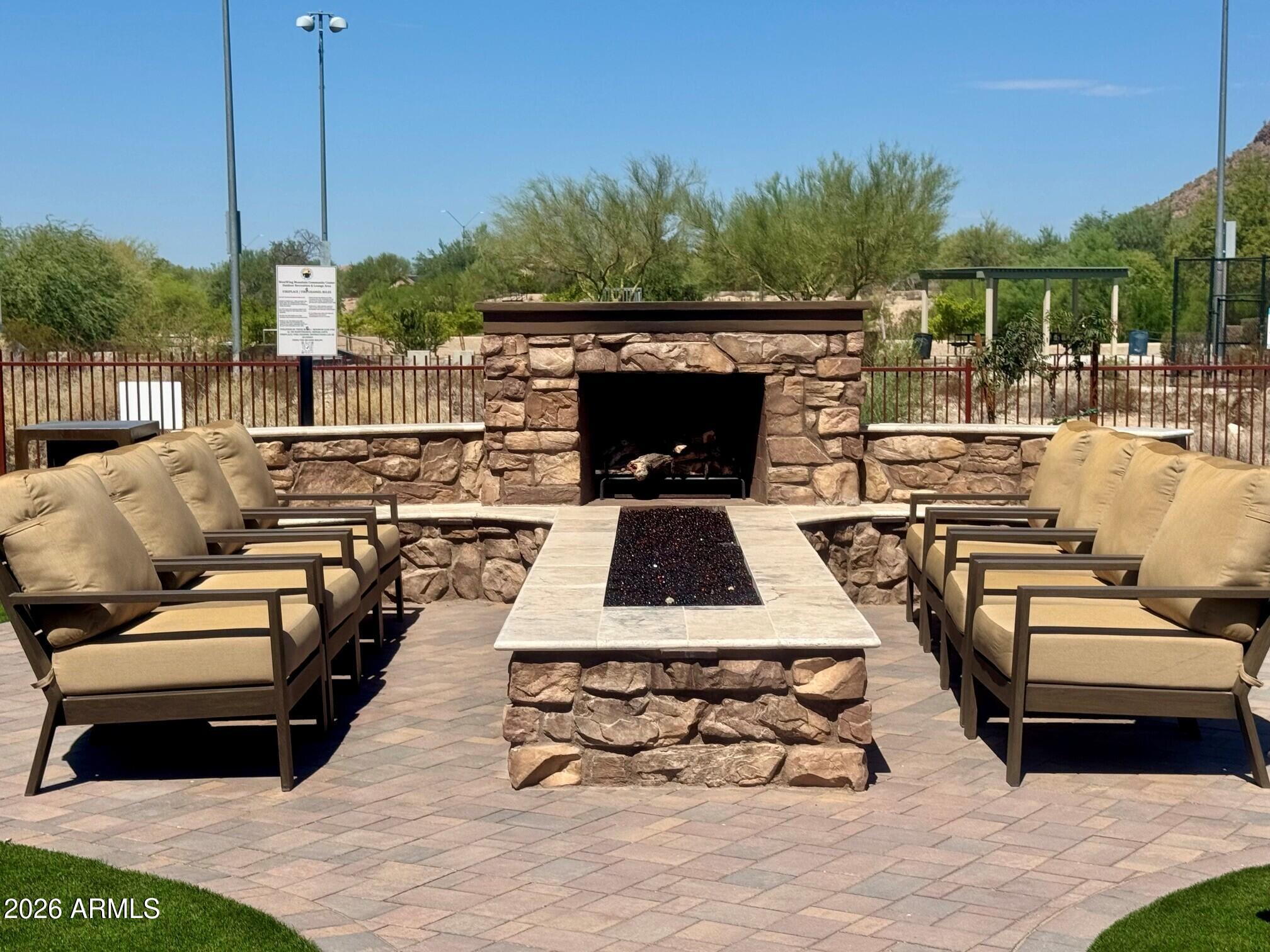 8364 W MOLLY Lane