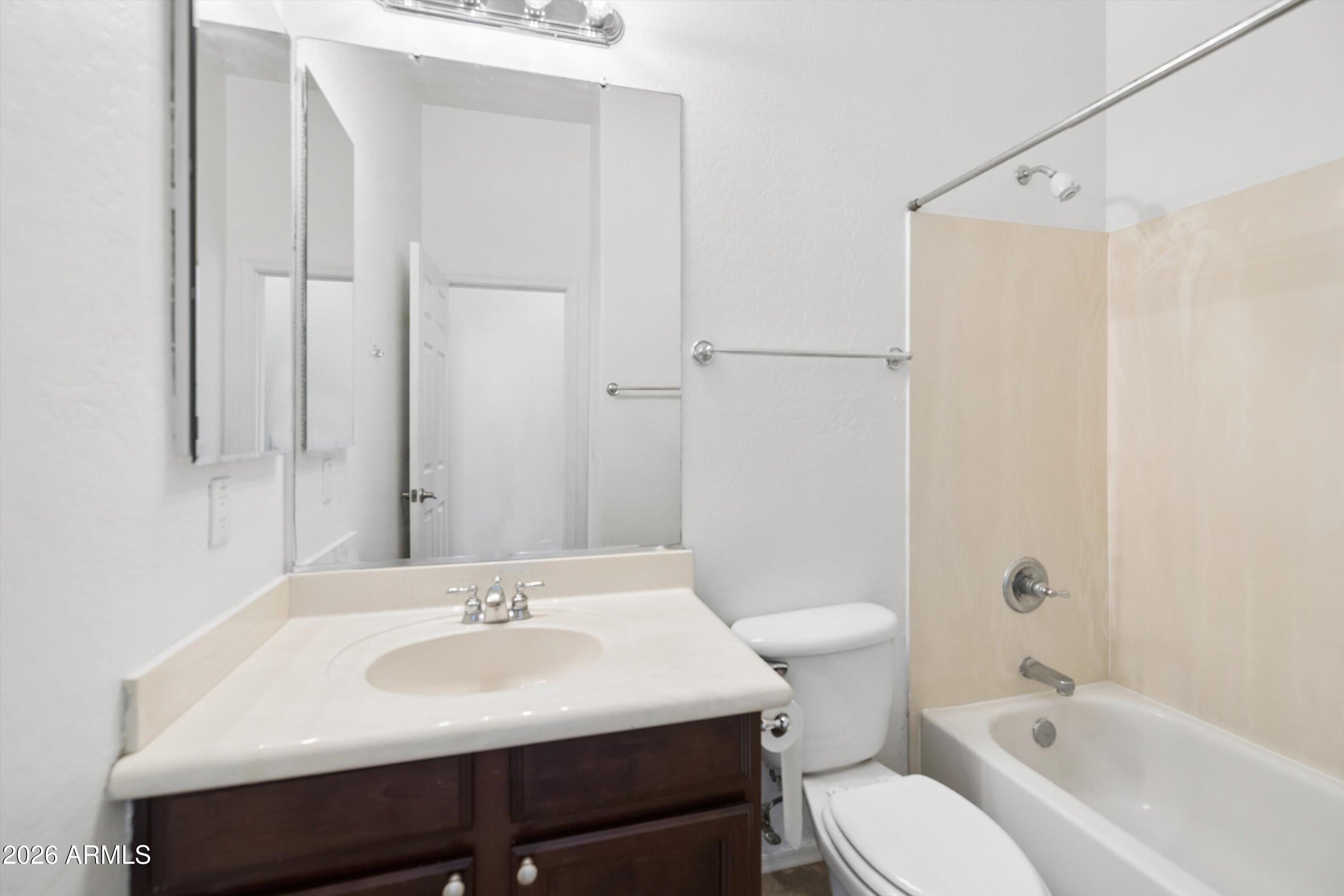 8364 W MOLLY Lane