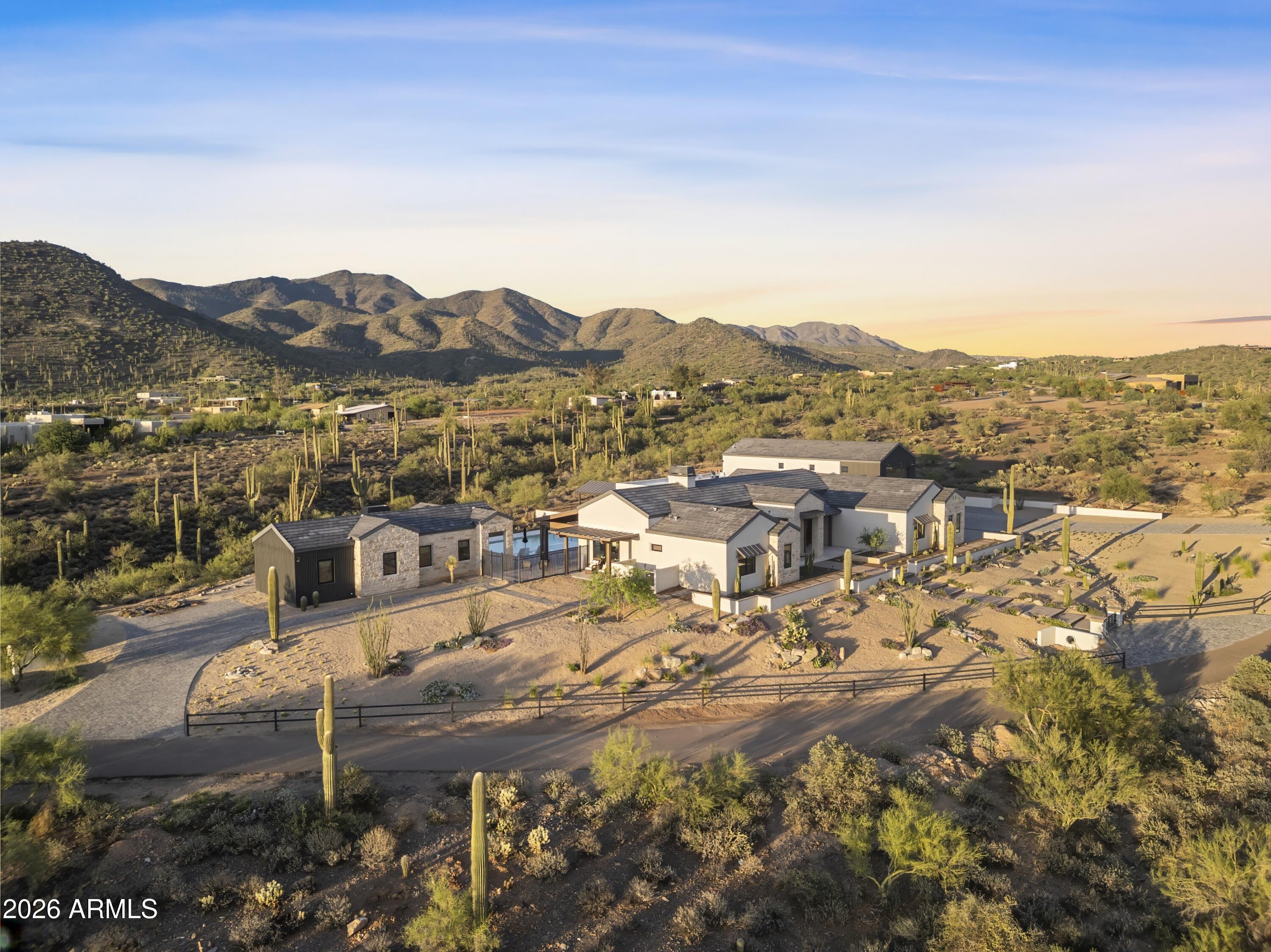 7632 E Grapevine Road