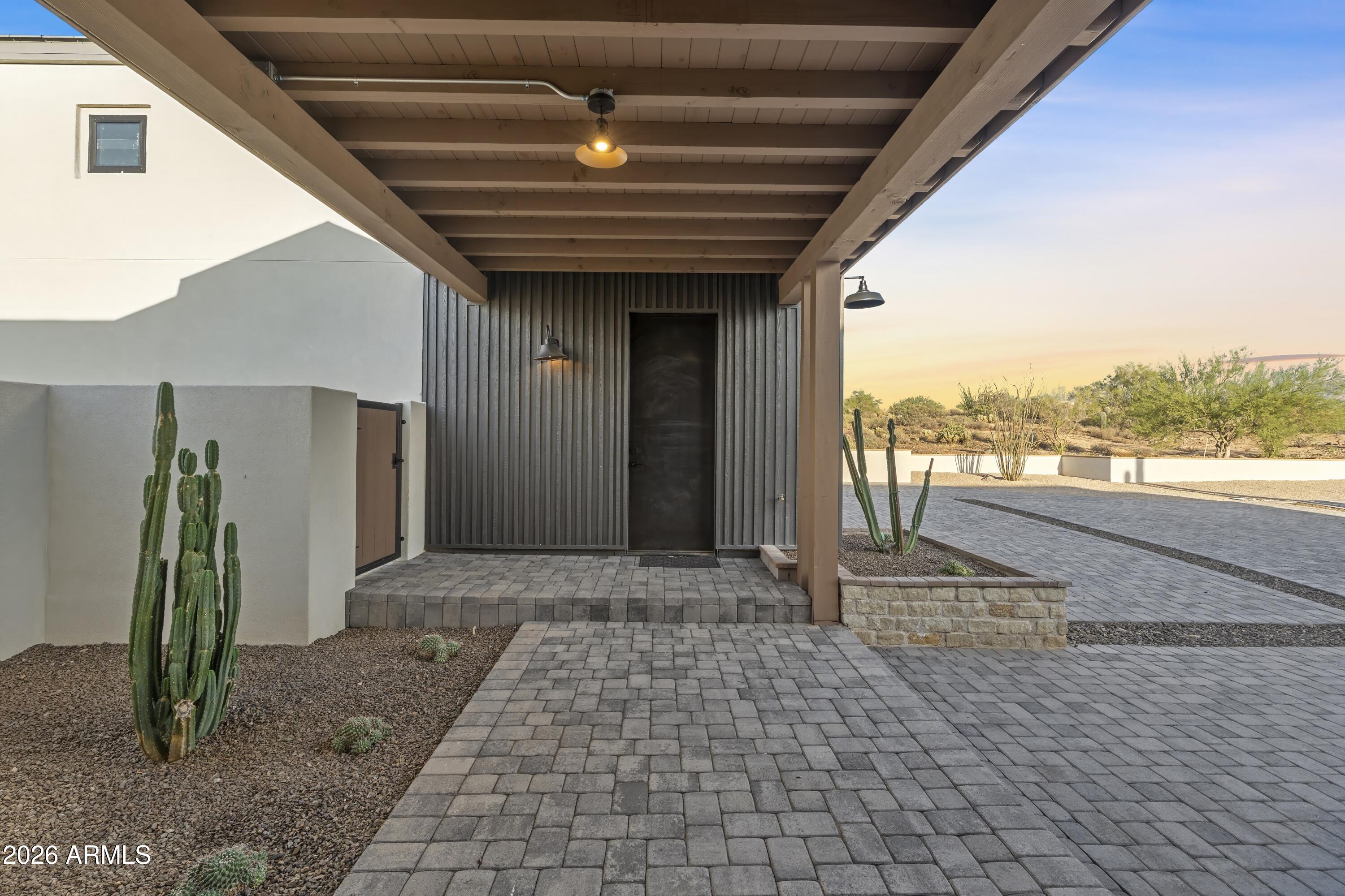 7632 E Grapevine Road