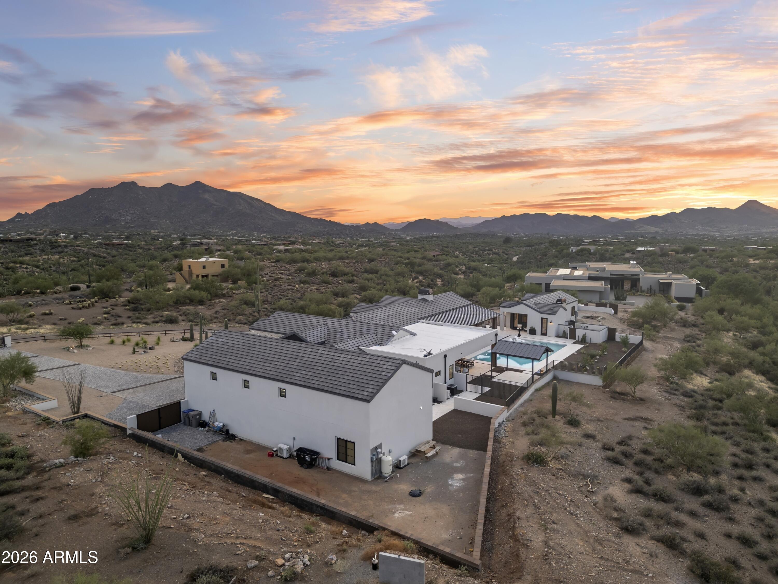 7632 E Grapevine Road